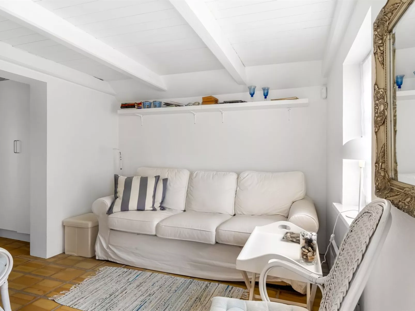 "Frederike" - 300m from the sea-Binnen