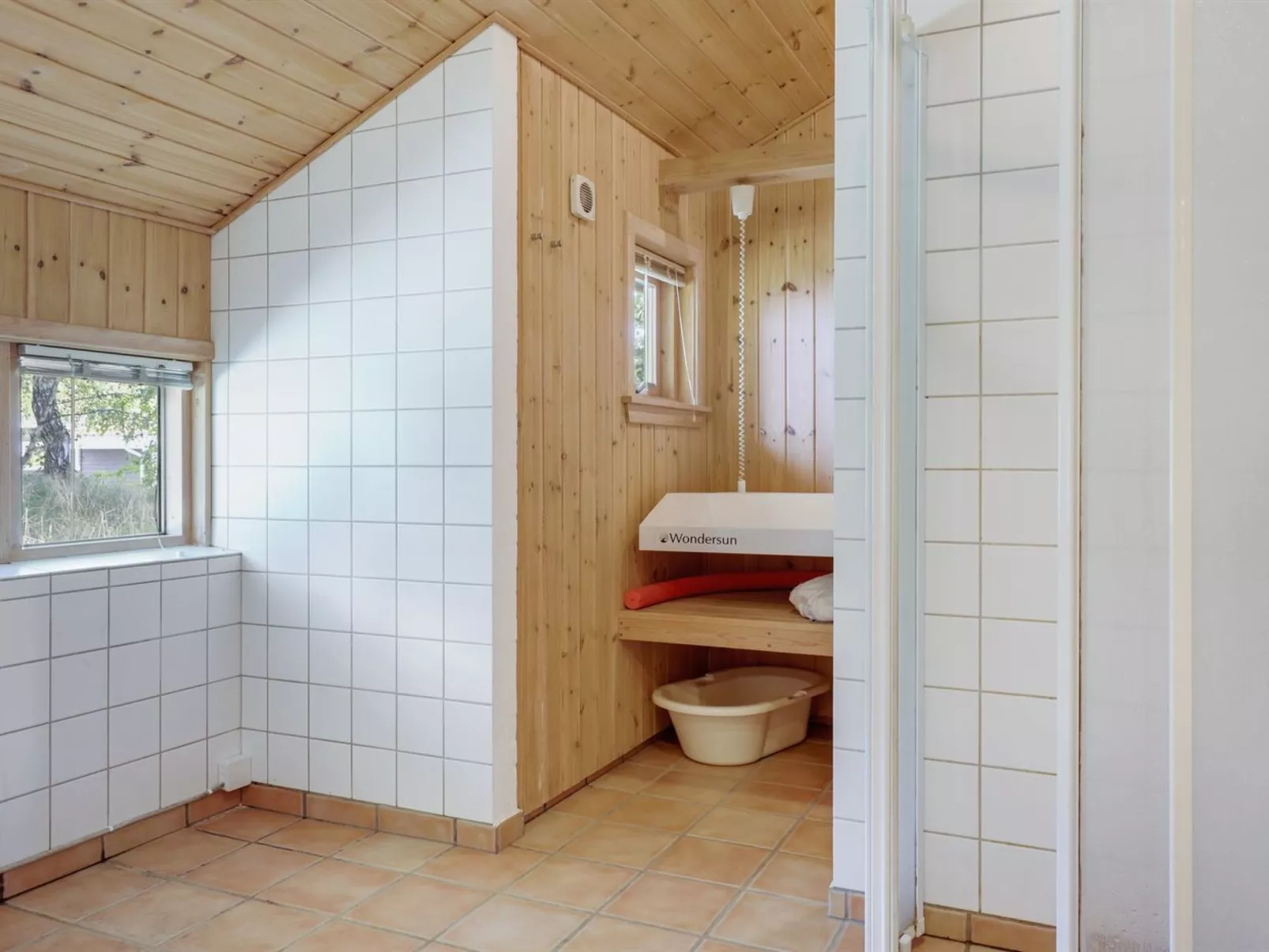 "Ailen" - 500m from the sea-Binnen