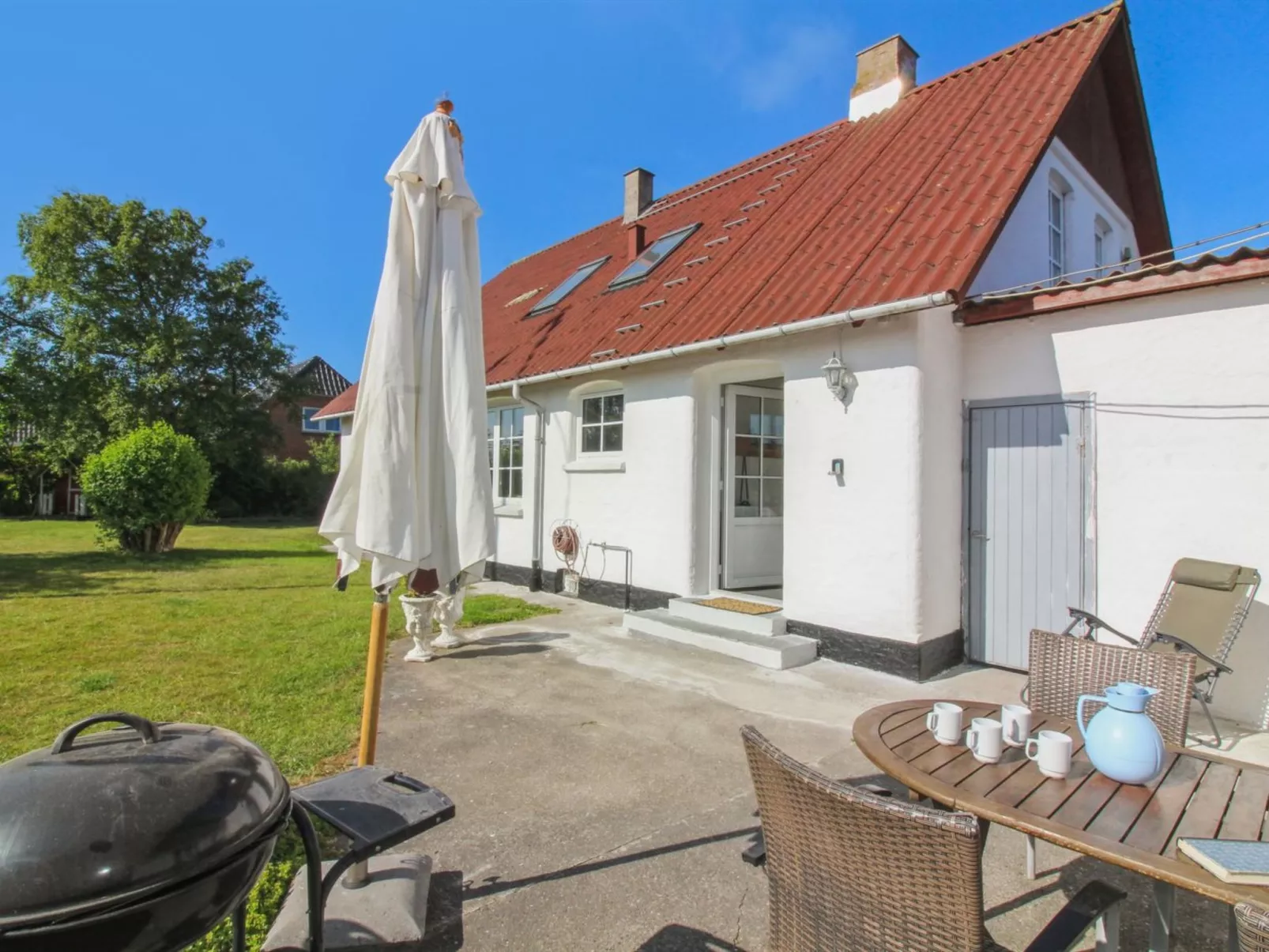 "Fraþulf" - 6km from the sea-Buiten