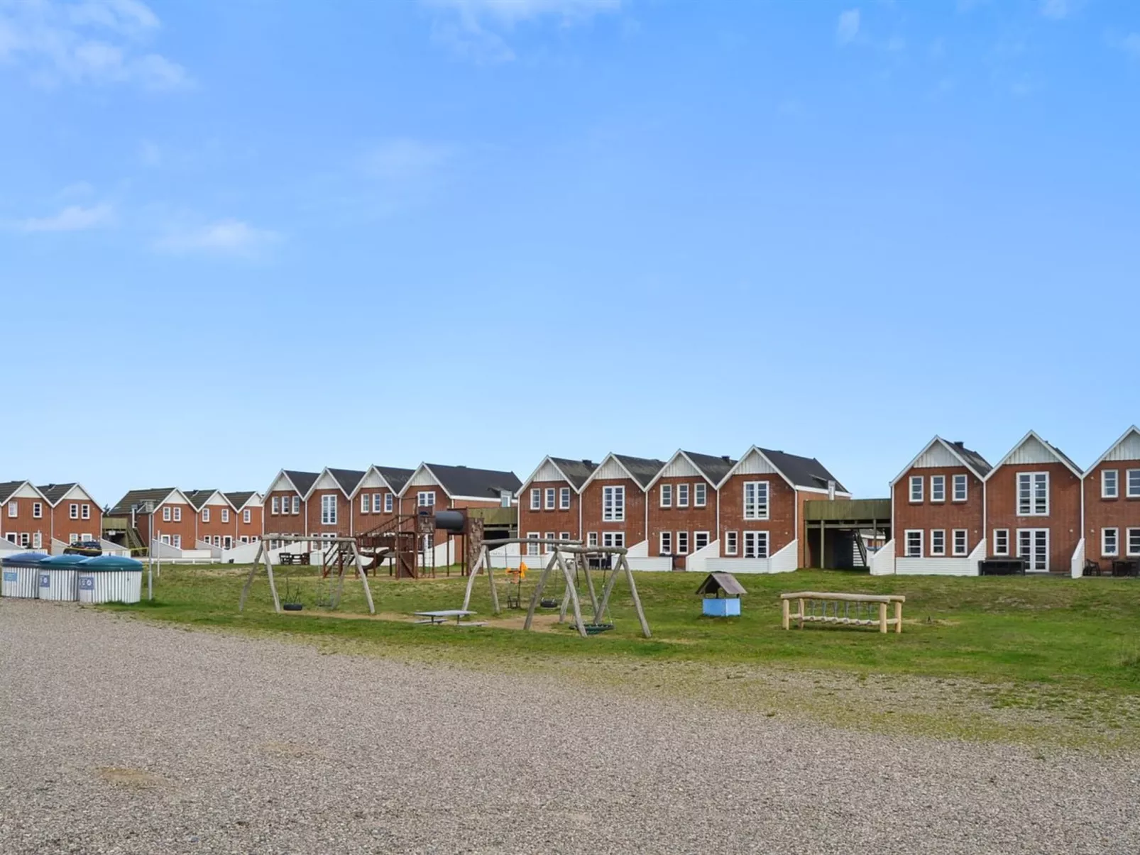 "Terje" - 2.3km from the sea-Buiten