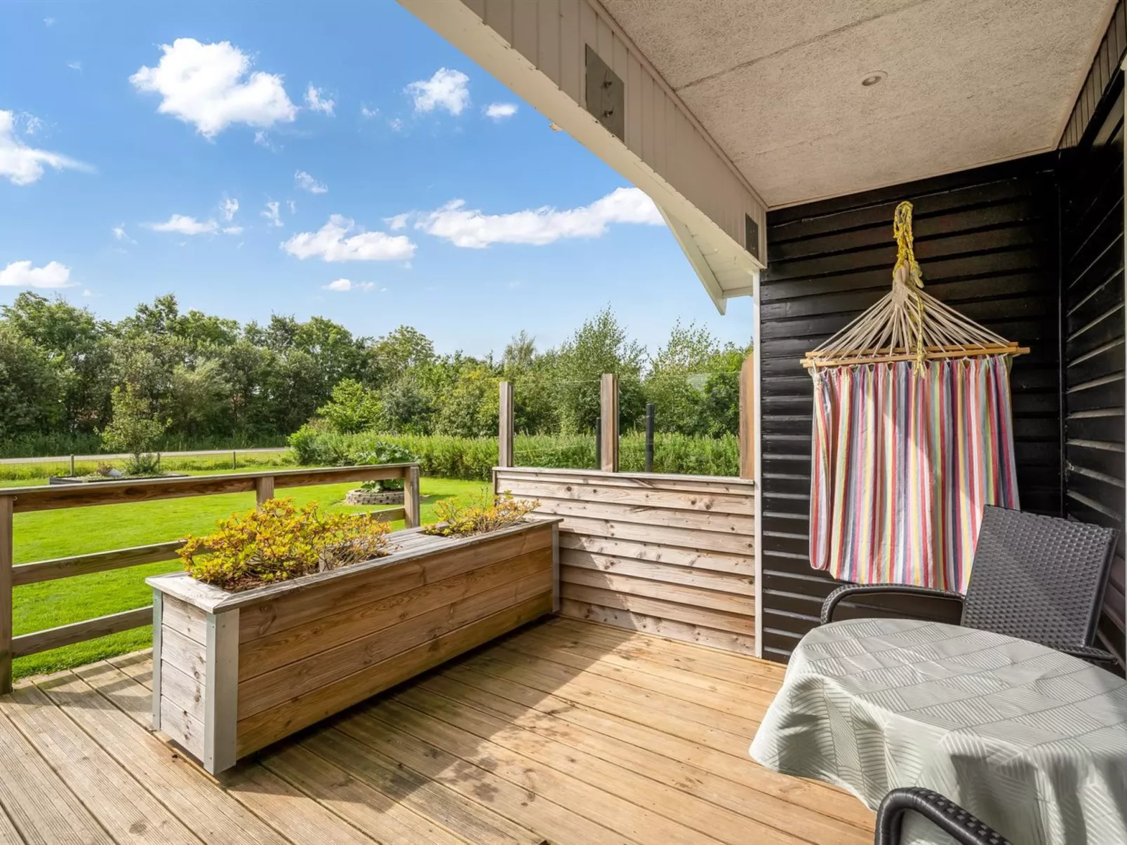 "Fritzie" - 600m to the fjord-Buiten