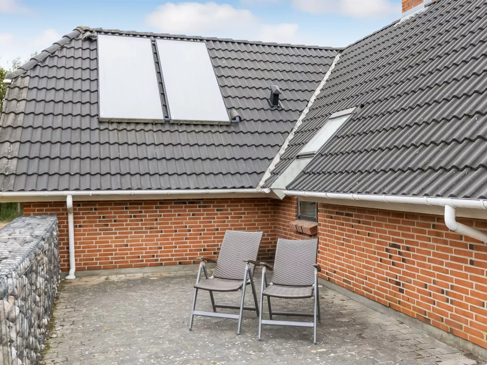 "Thythkil" - 3km from the sea-Buiten