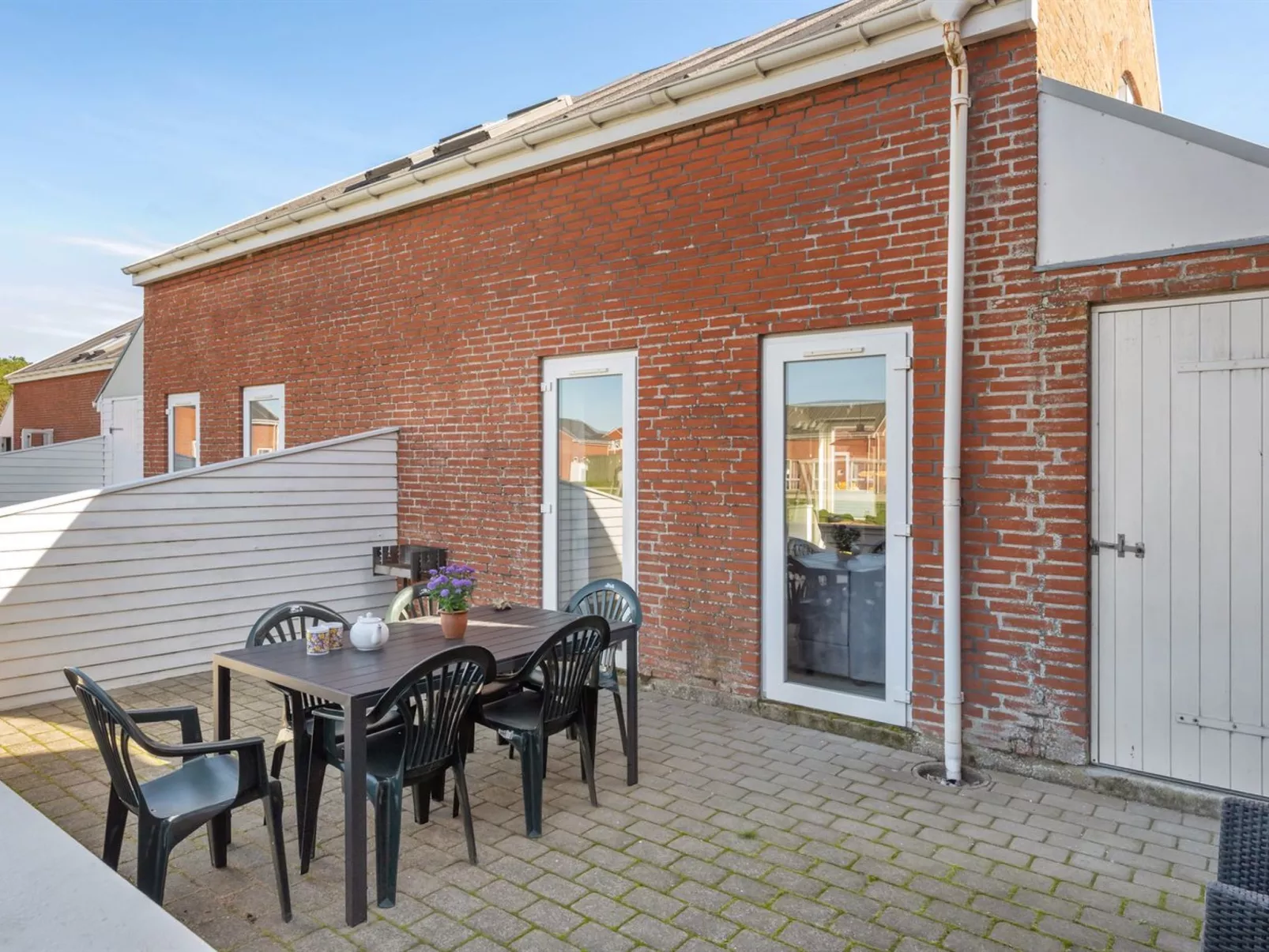 "Odger" - 2.3km from the sea - Buiten