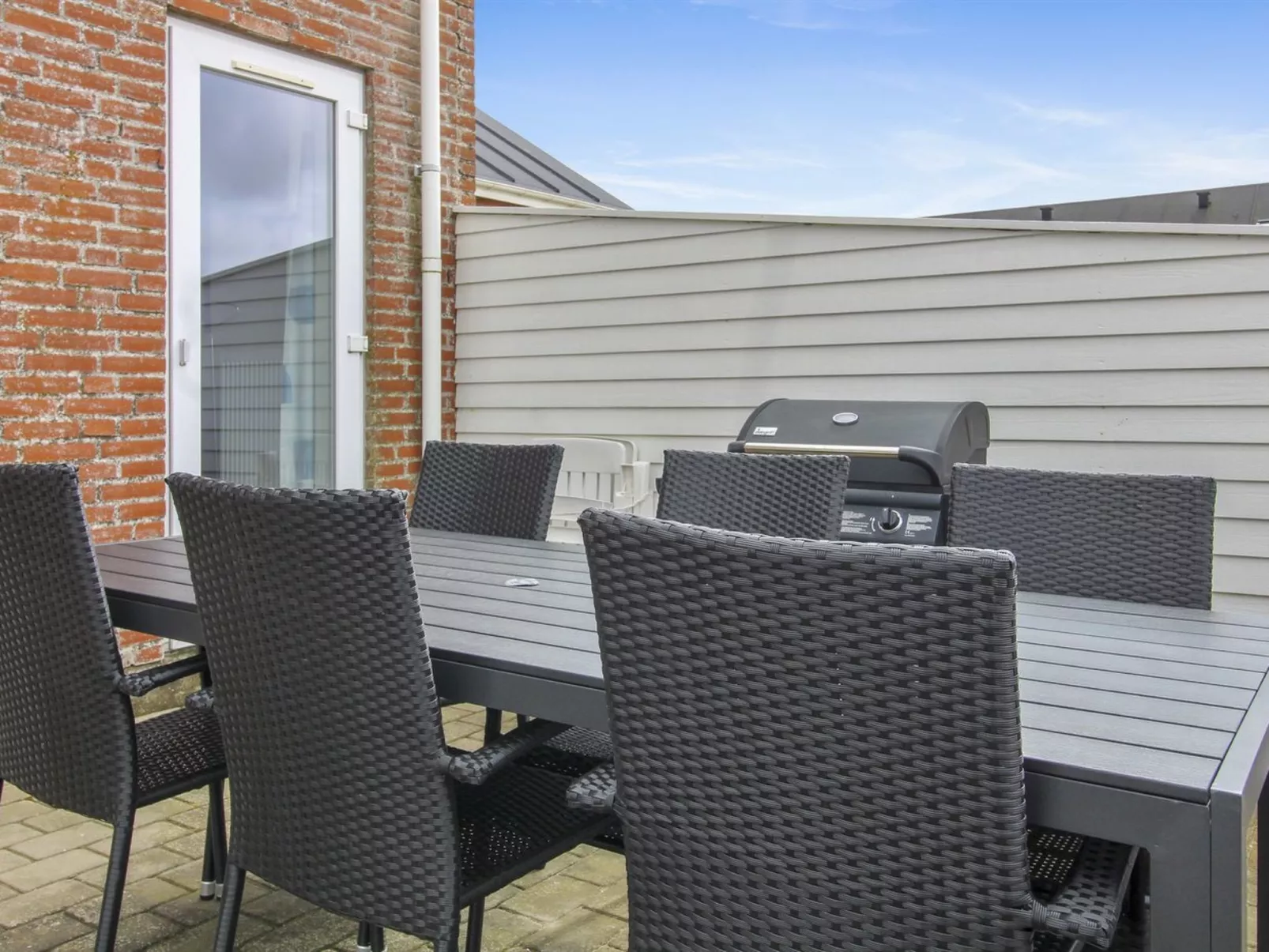 "Héléne" - 2.3km from the sea-Buiten