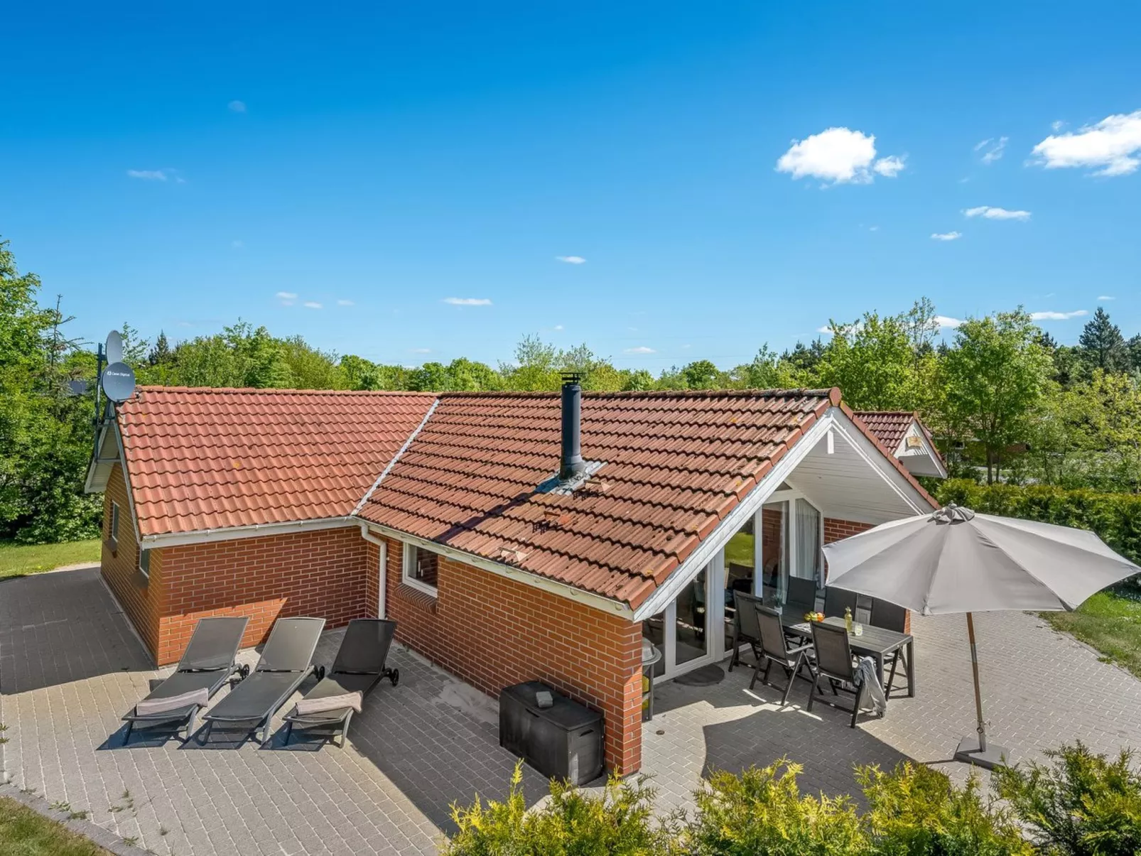 "Erp" - 10km from the sea-Buiten