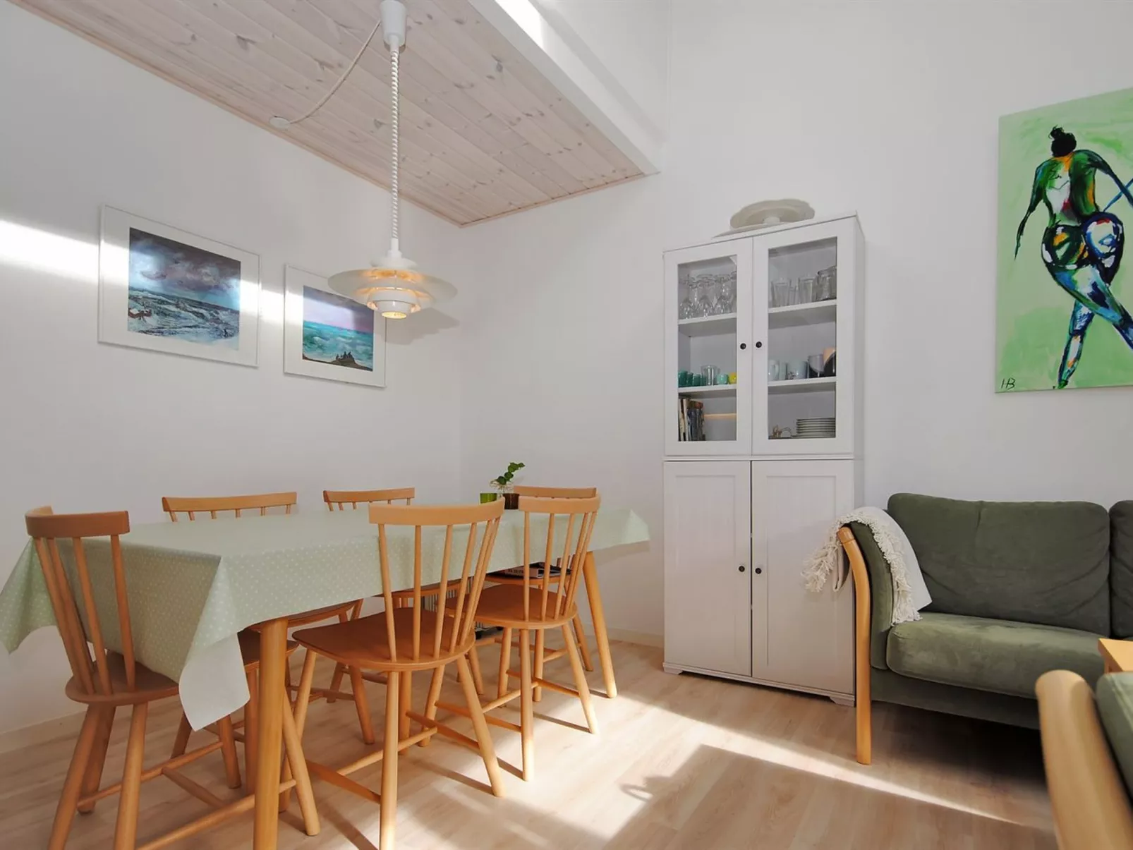 "Benta" - 150m to the fjord-Binnen