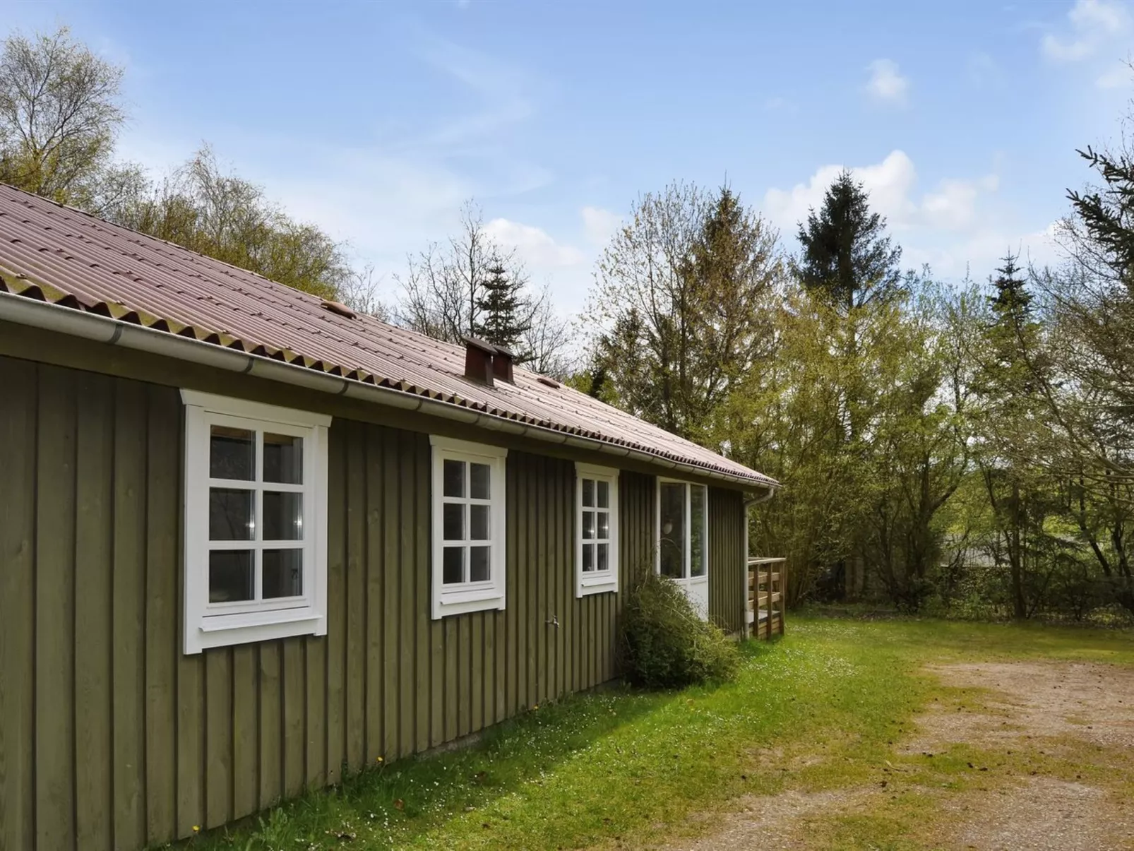 "Joonatan" - 30km from the sea-Buiten