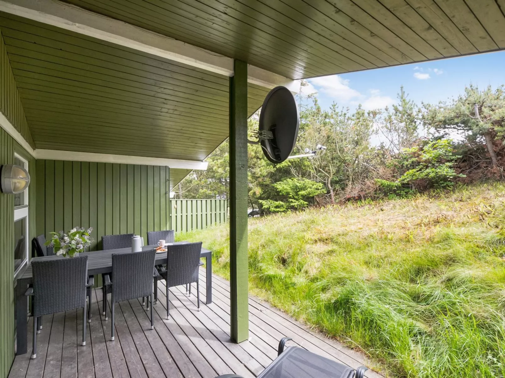 "Tjordis" - 600m to the fjord-Buiten