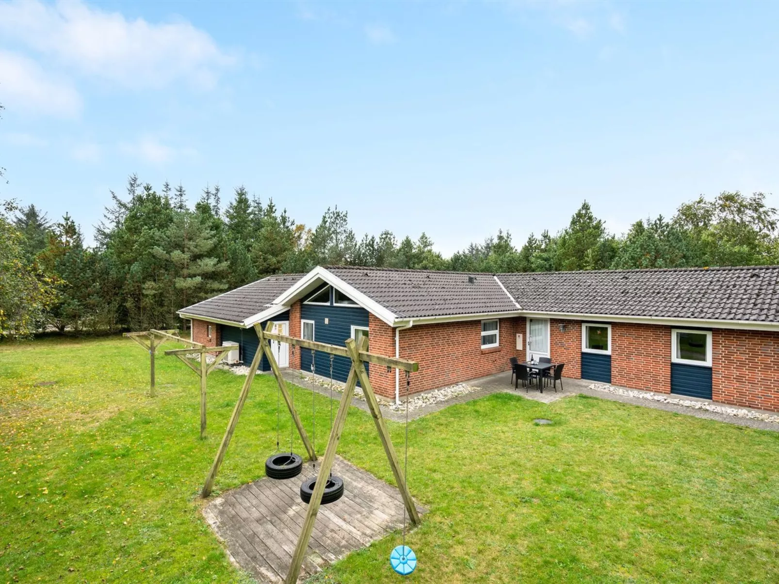 "Elika" - 900m to the fjord-Buiten