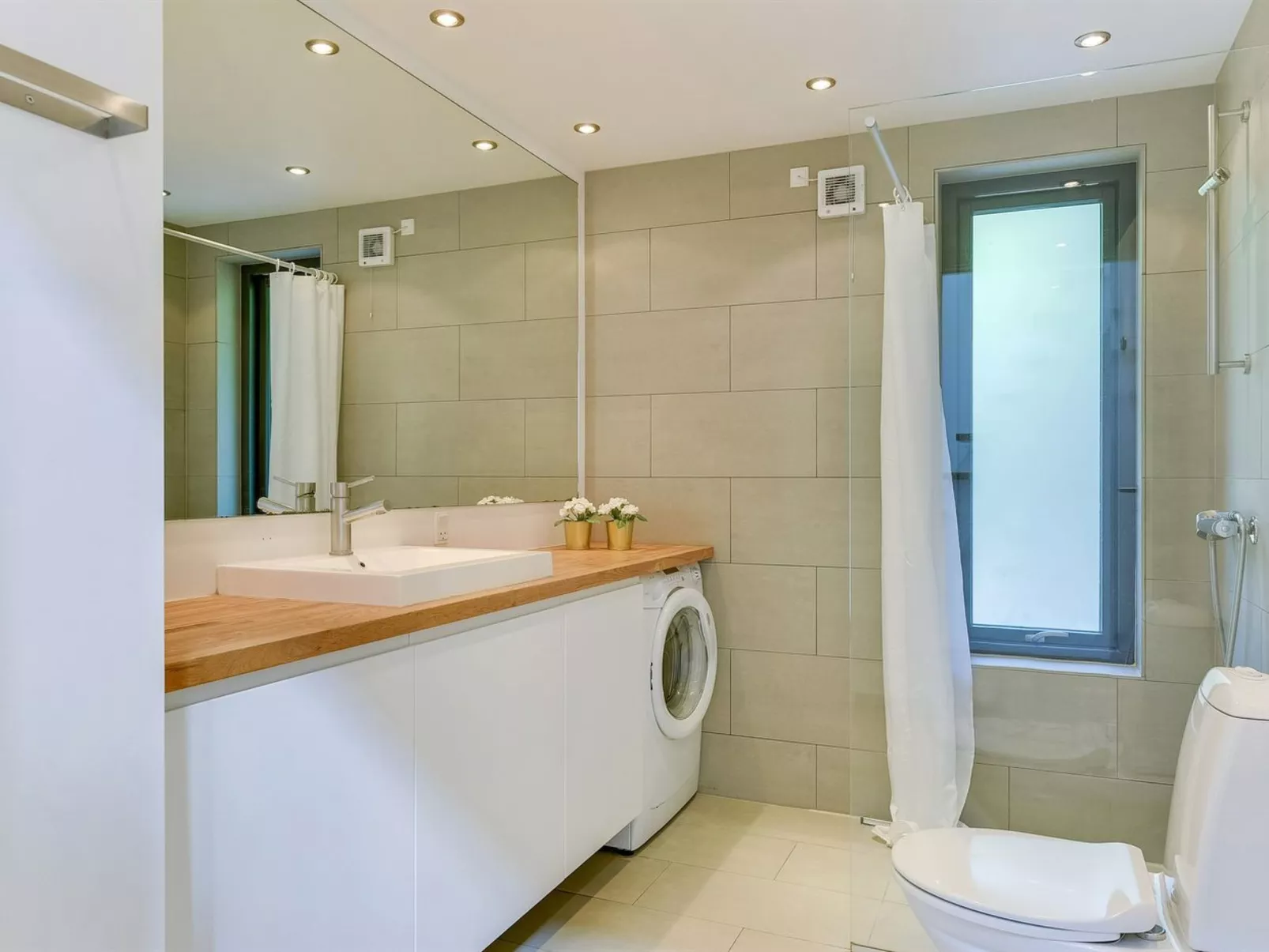 "Pavle" - 700m from the sea-Binnen