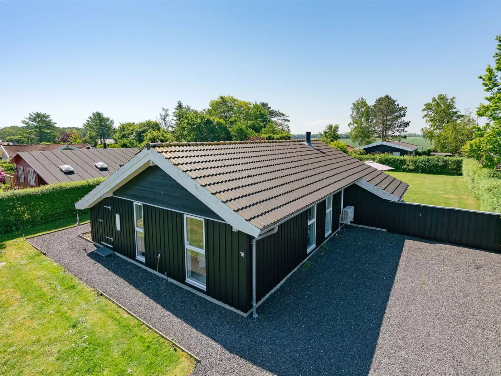 "Maybritt" - 100m from the sea-Buiten