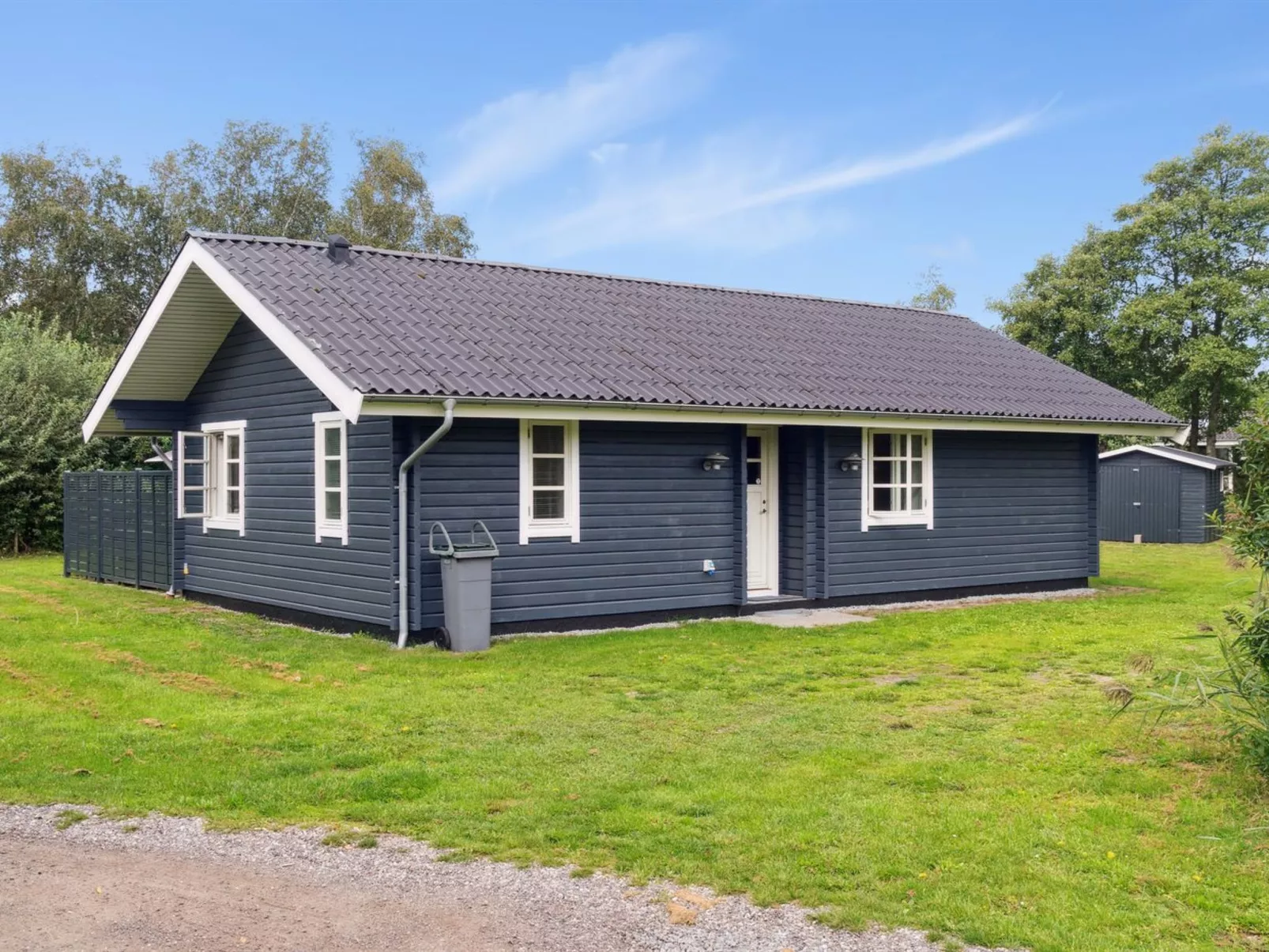 "Aldis" - 300m from the sea-Buiten