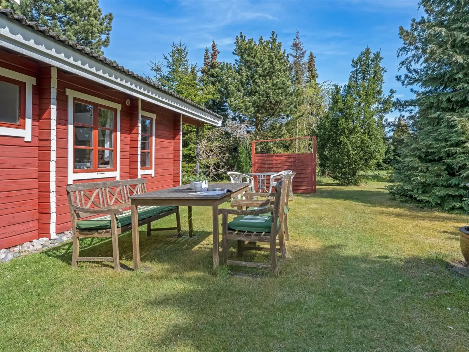 "Berit" - 700m from the sea-Buiten