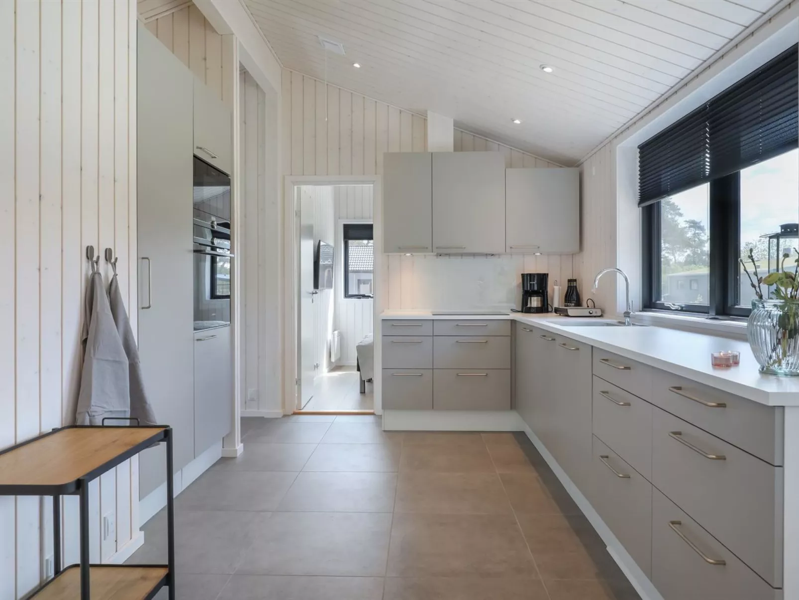 "Ignat" - 175m from the sea-Binnen