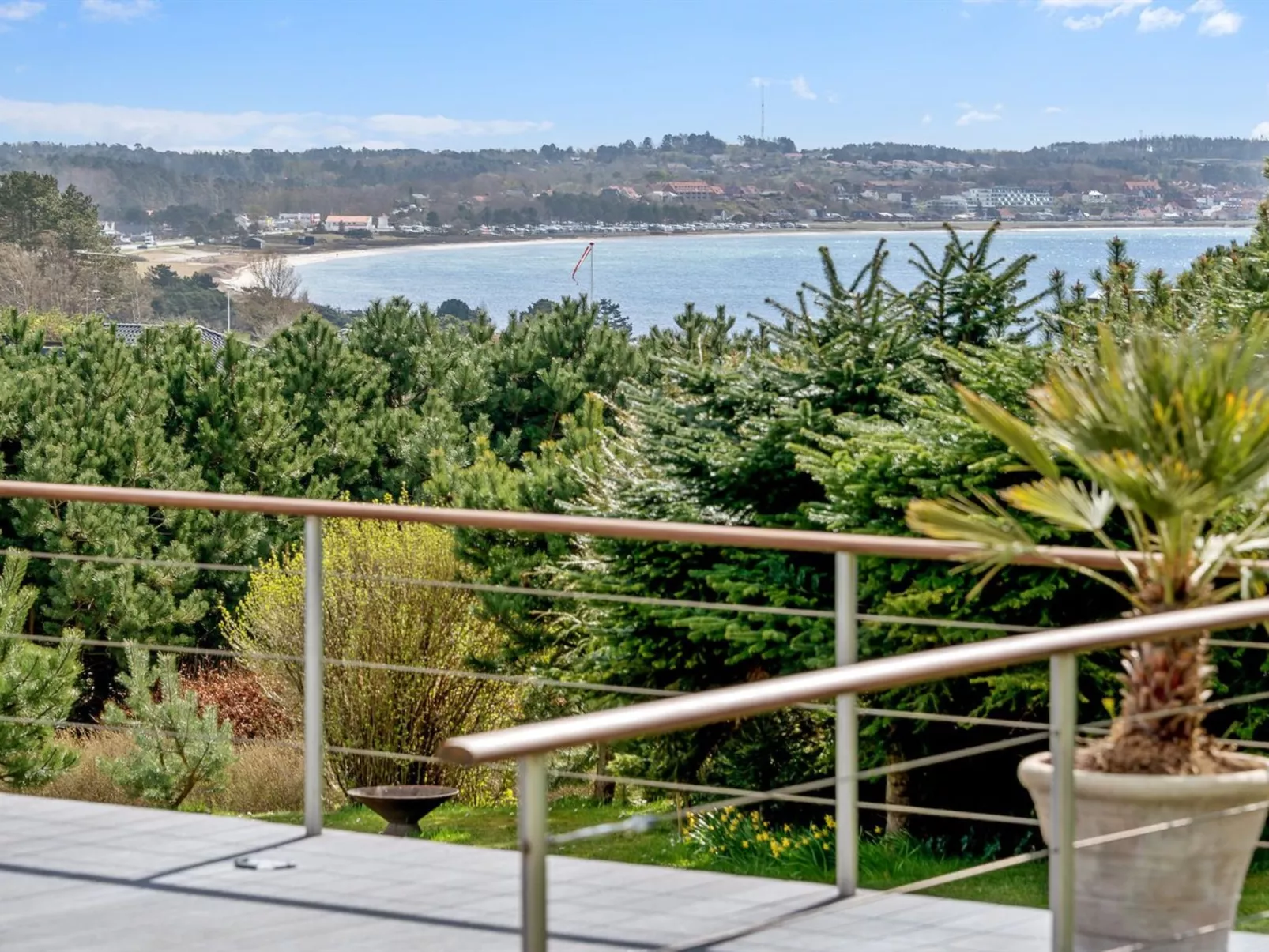 "Kuno" - 300m from the sea-Buiten