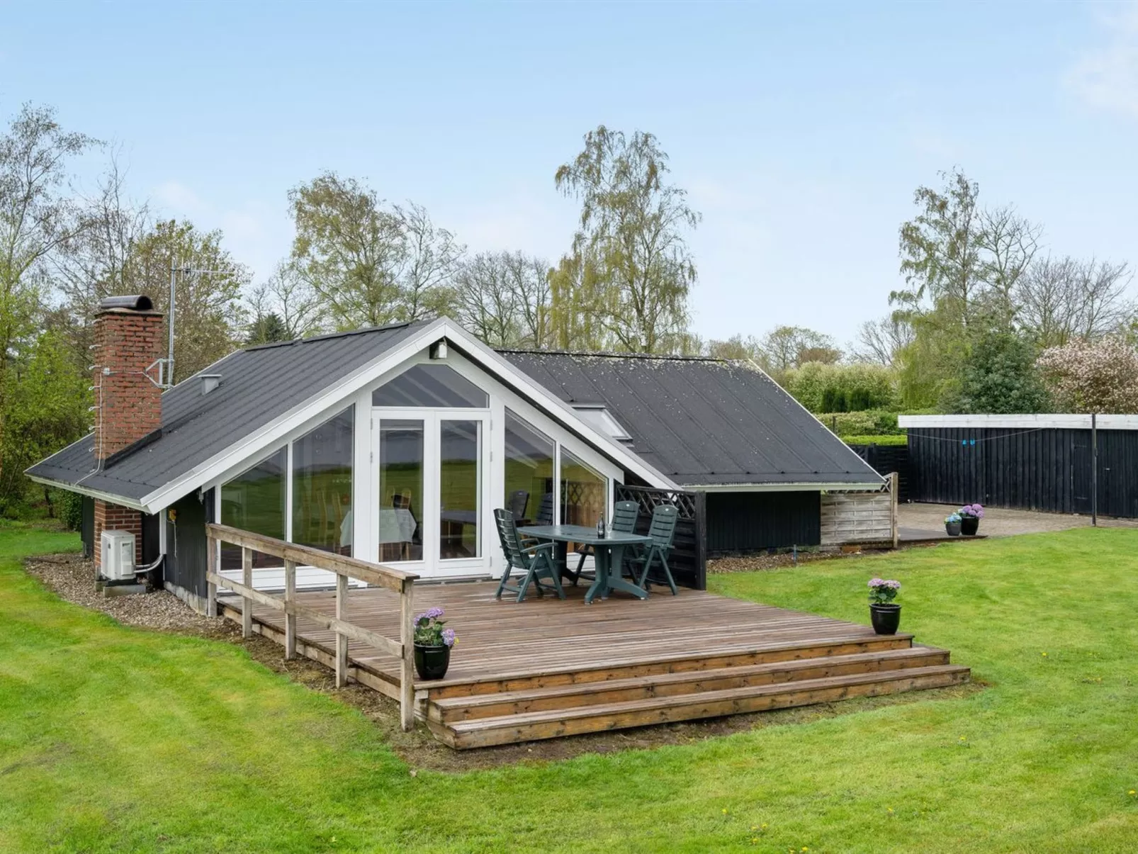 "Henrieke" - 250m to the fjord-Buiten