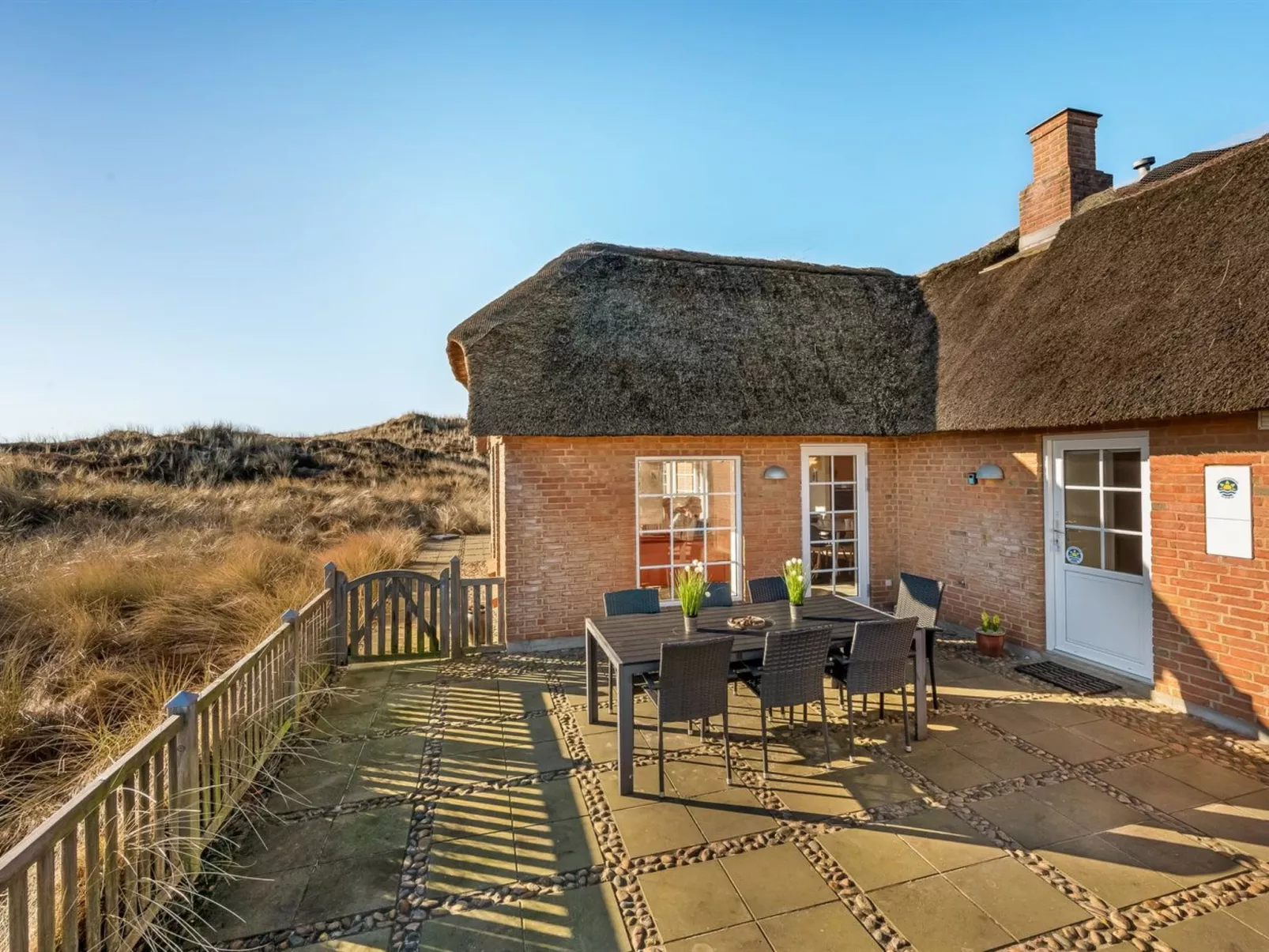 "Hærulf" - 300m from the sea-Buiten