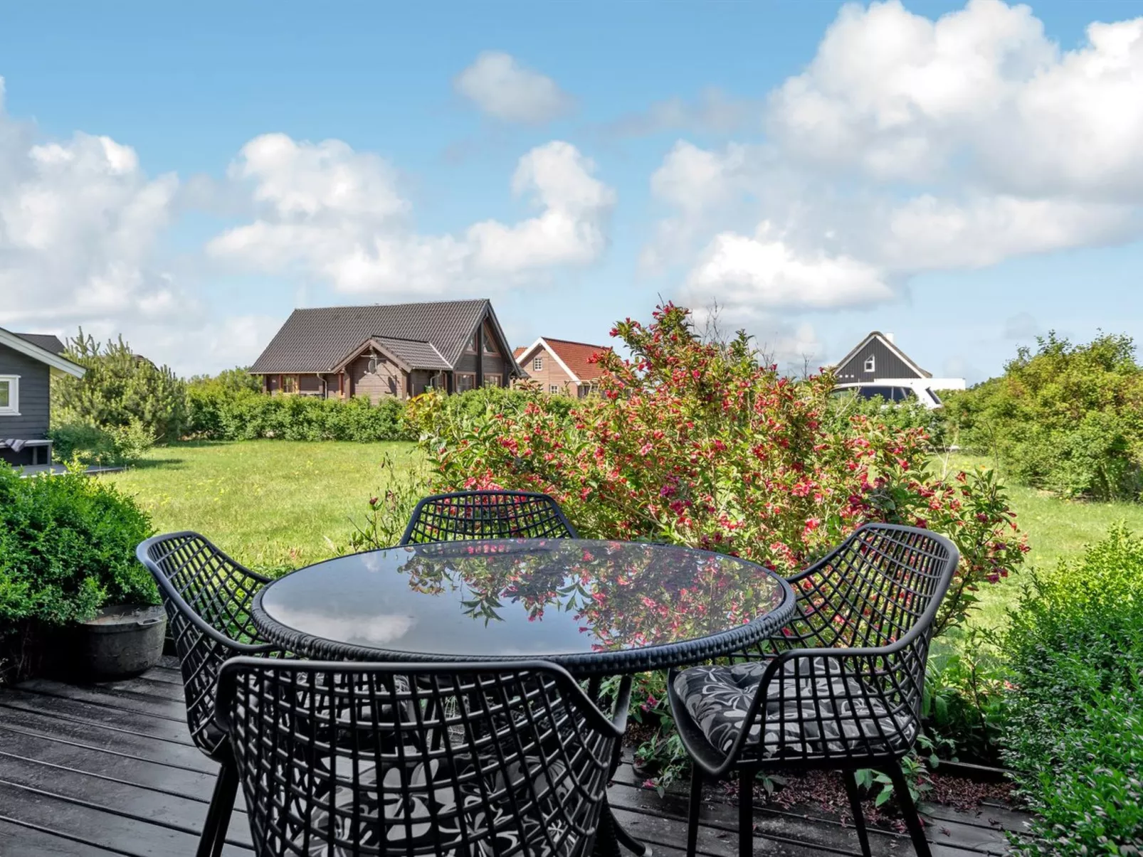 "Gudmunda" - 200m to the fjord-Buiten