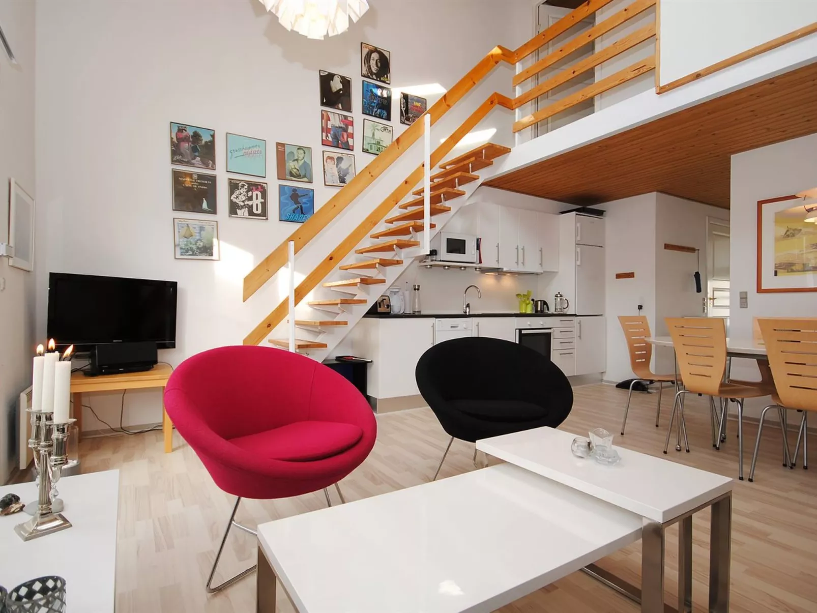 "Vasil" - 100m to the fjord-Binnen