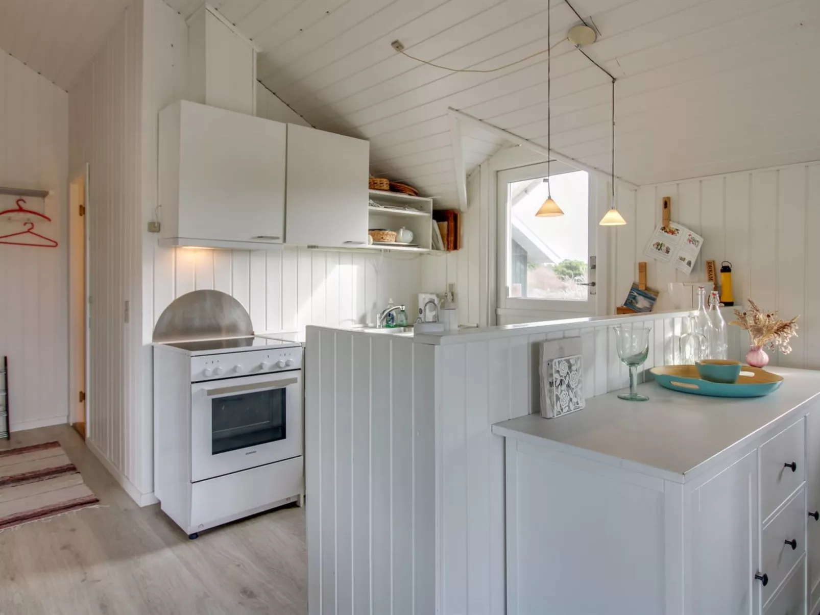 "Lilja" - 1.5km from the sea-Binnen