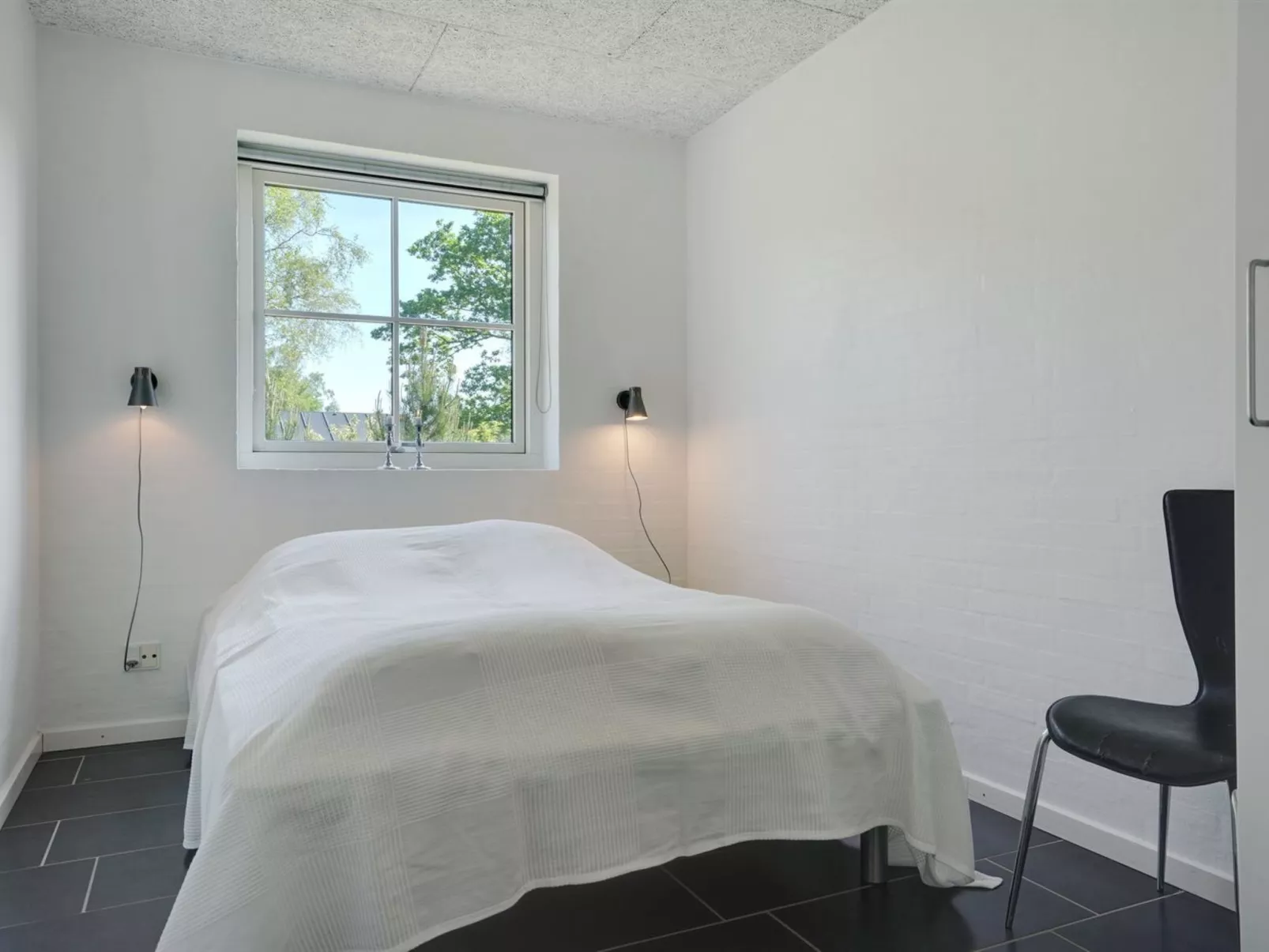 "Aimy" - 350m from the sea-Binnen