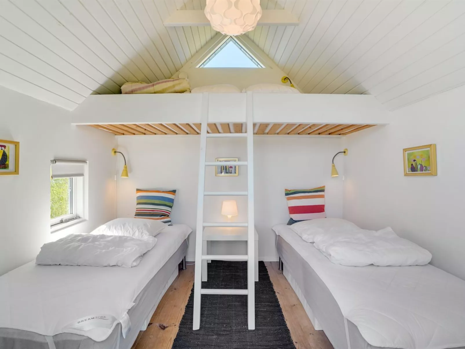 "Majgull" - 150m from the sea-Binnen