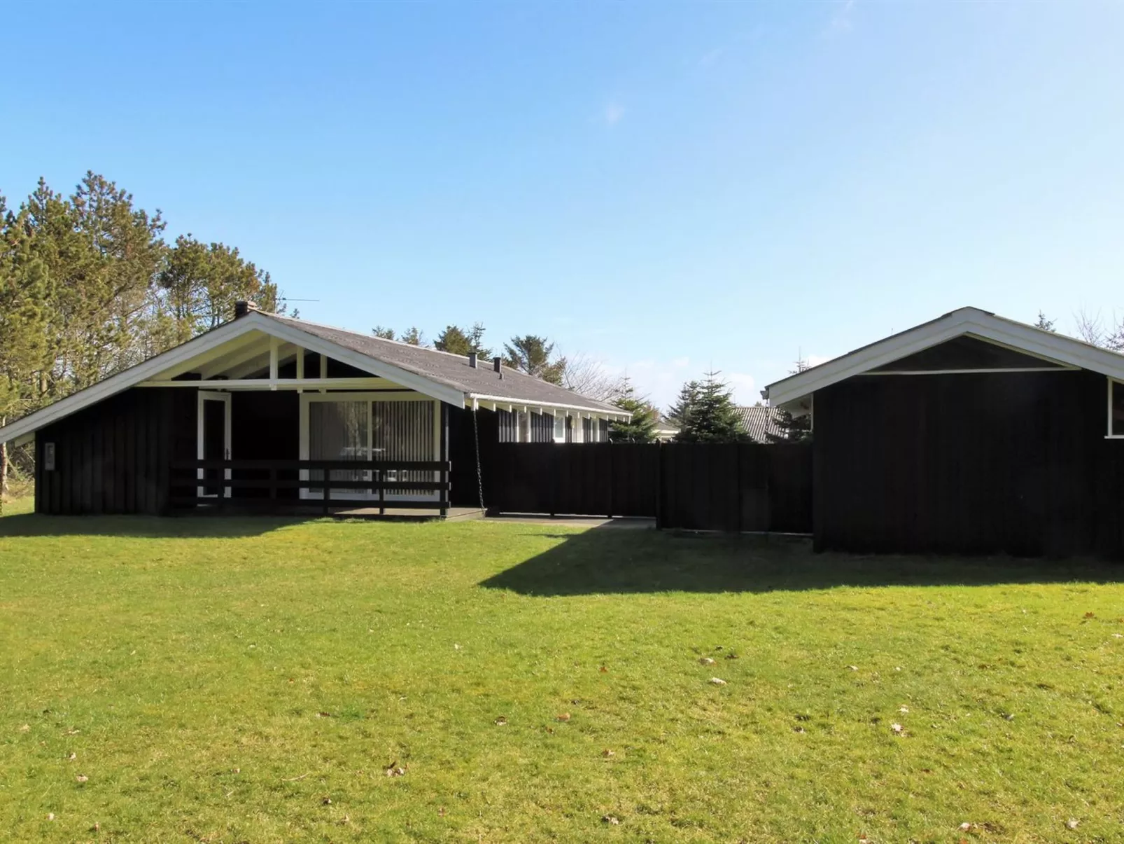 "Conradine" - 500m from the sea-Buiten