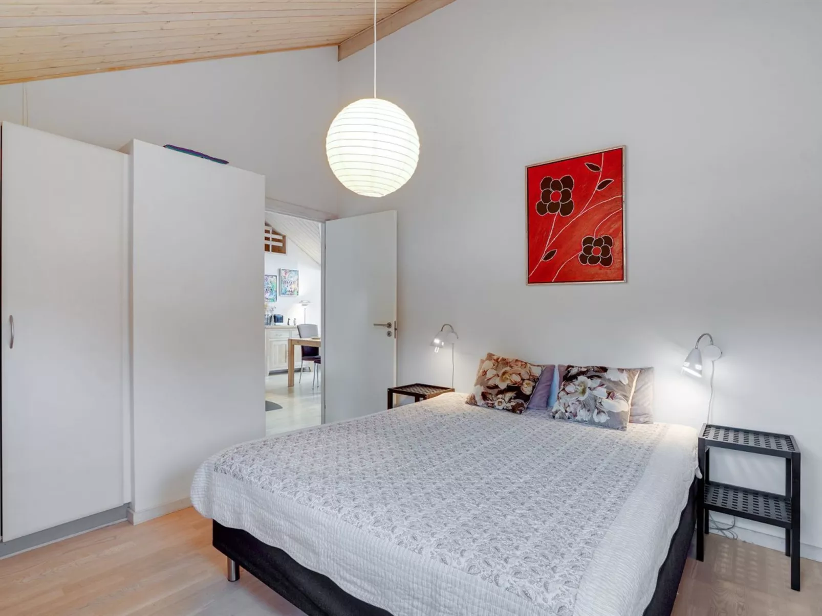 "Daina" - 400m to the fjord-Binnen