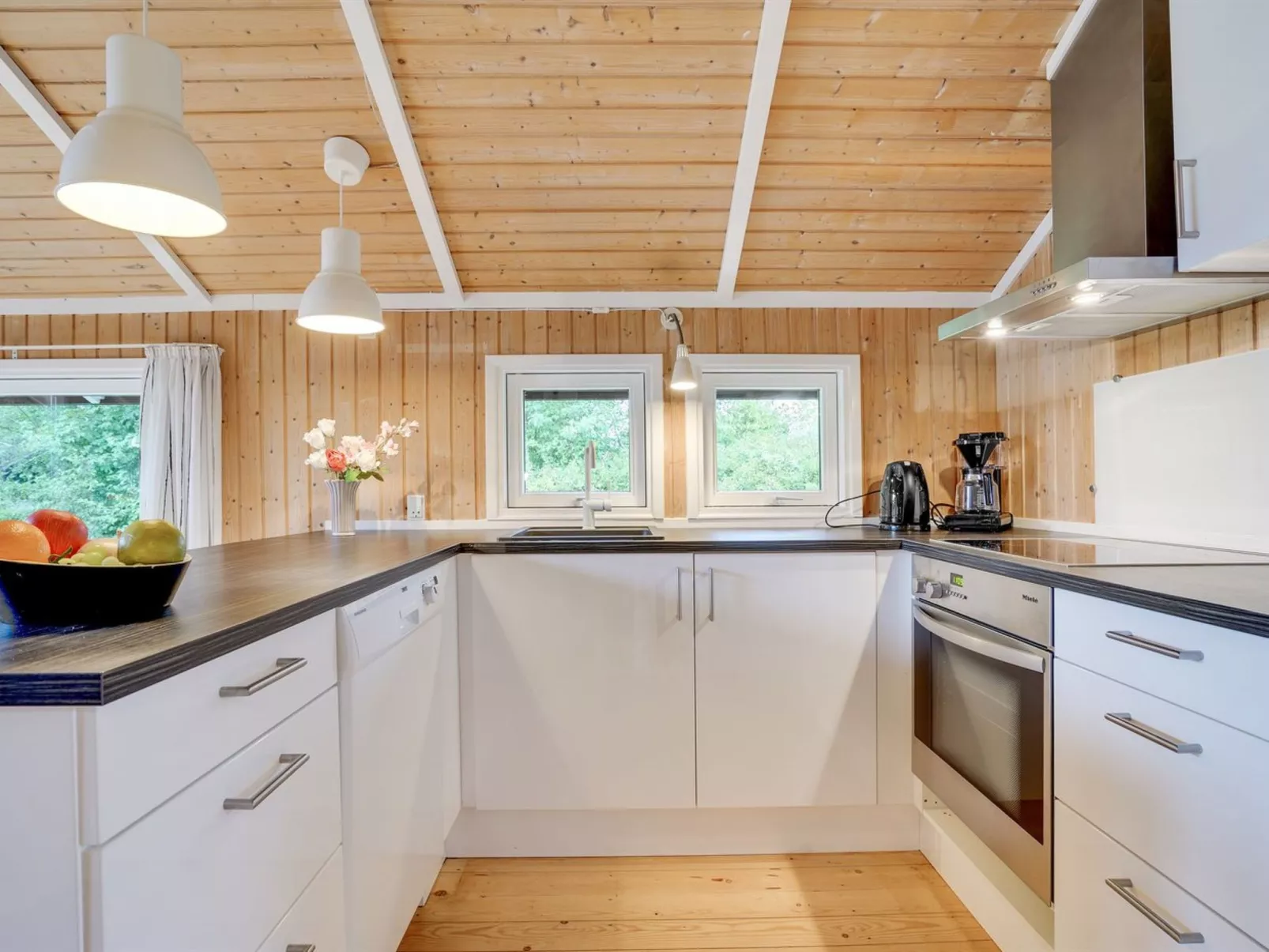 "Nafni" - 200m from the sea-Binnen