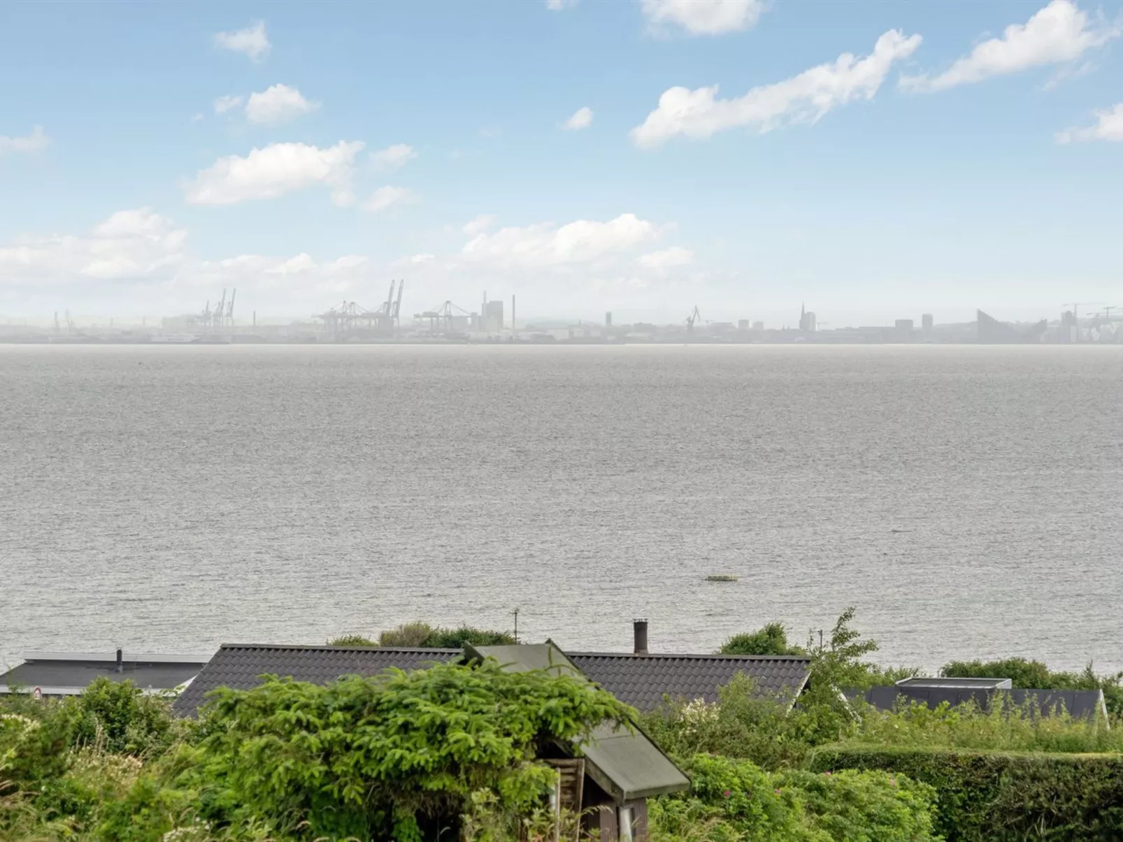 "Alyna" - 200m from the sea-Buiten