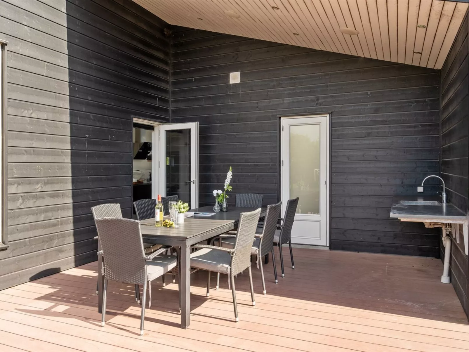 "Siegfried" - 500m from the sea-Buiten