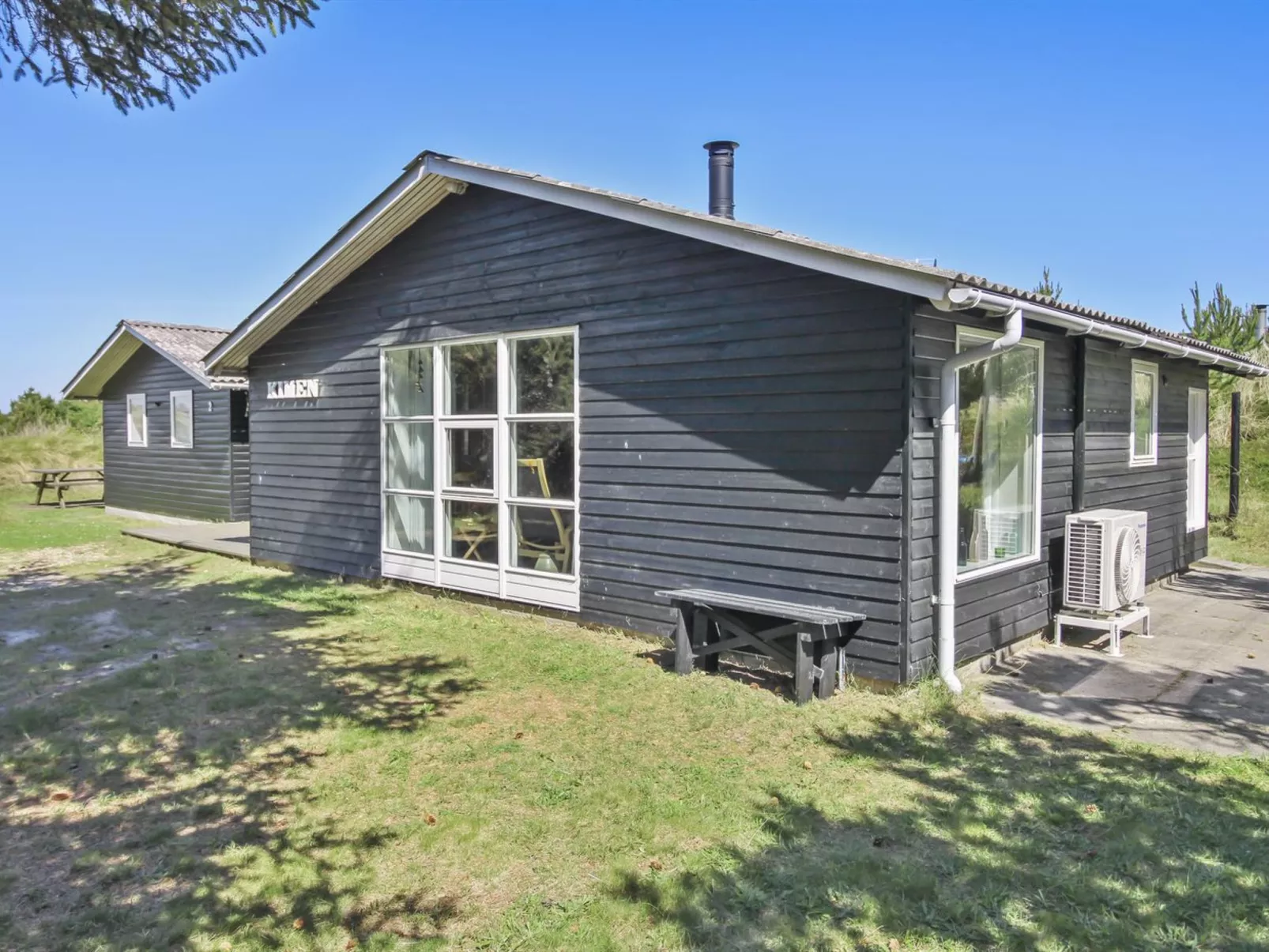 "Allydia" - 400m from the sea-Buiten