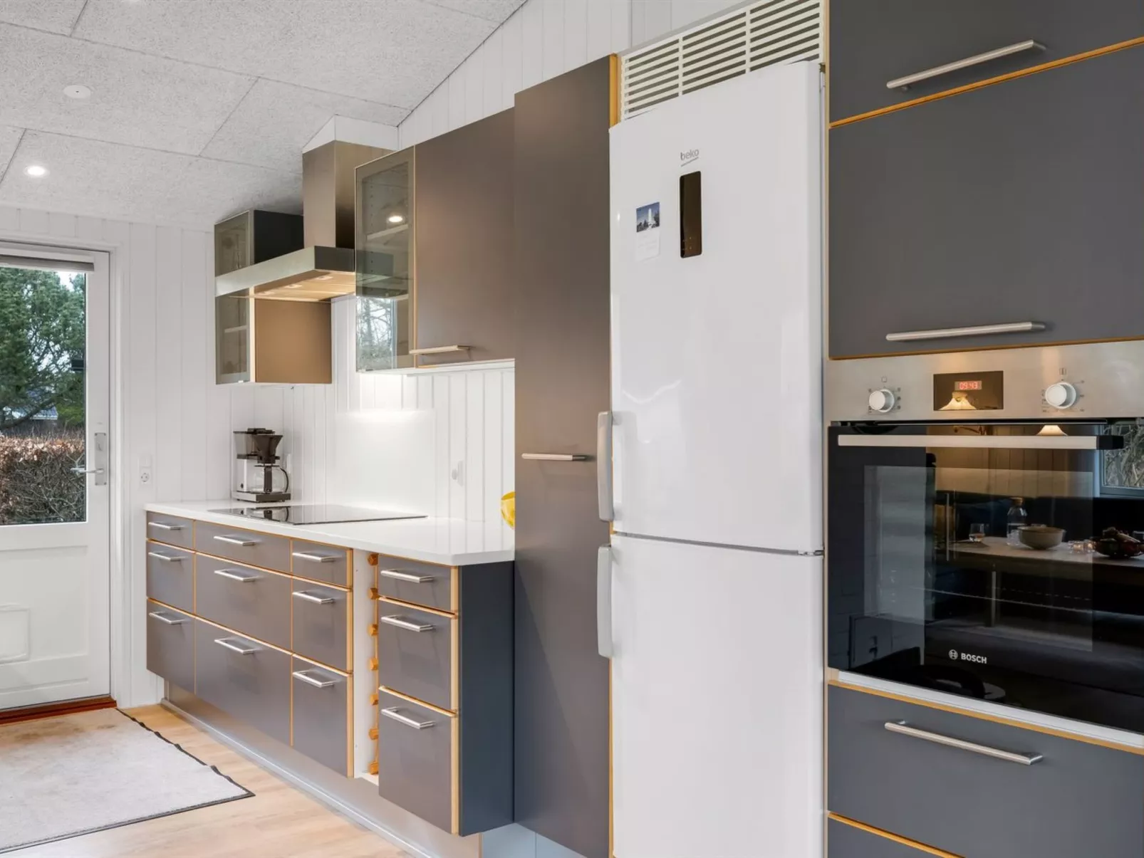 "Ridvan" - 500m from the sea-Binnen