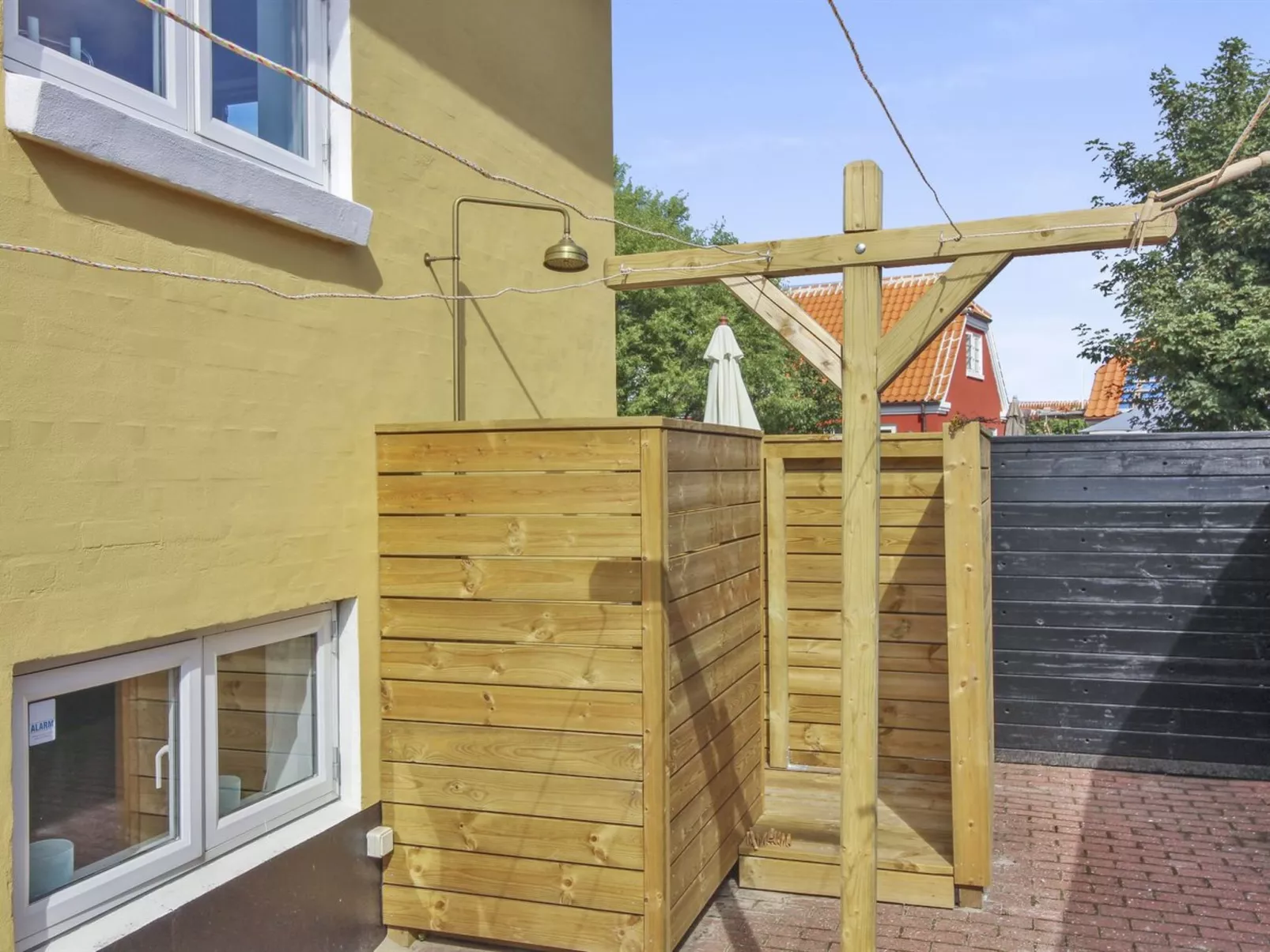 "Elka" - 100m from the sea-Buiten