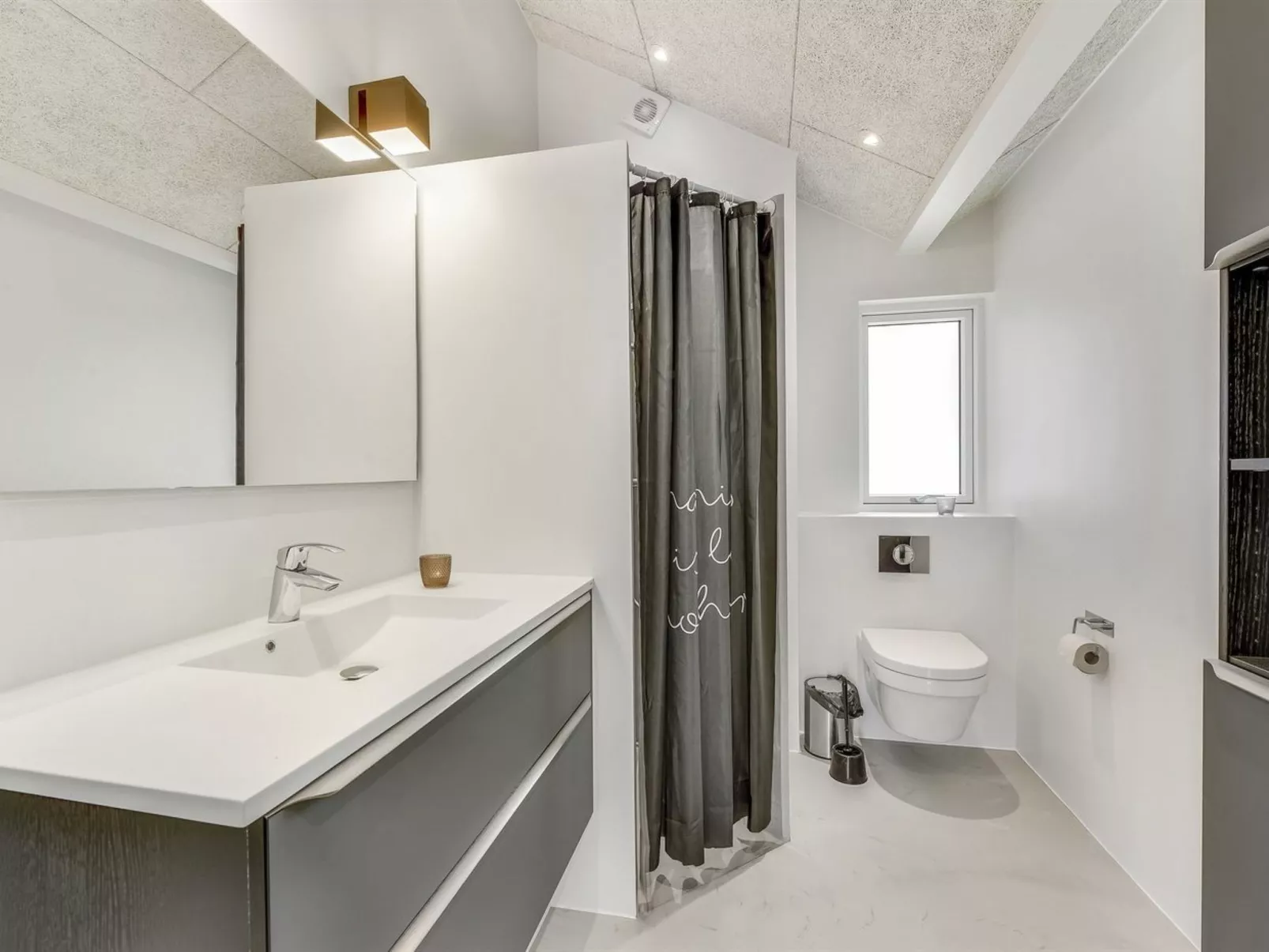 "Swante" -  from the sea-Binnen