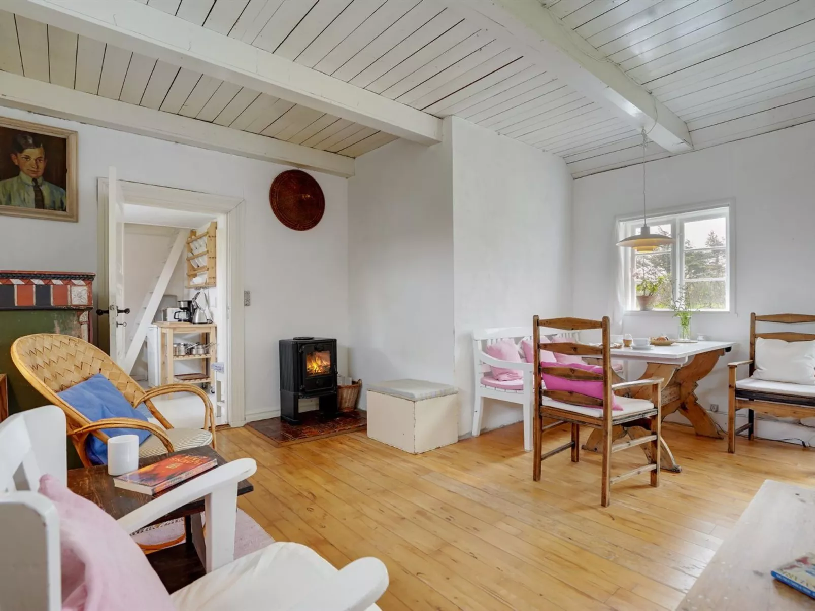 "Helny" - 300m from the sea-Binnen