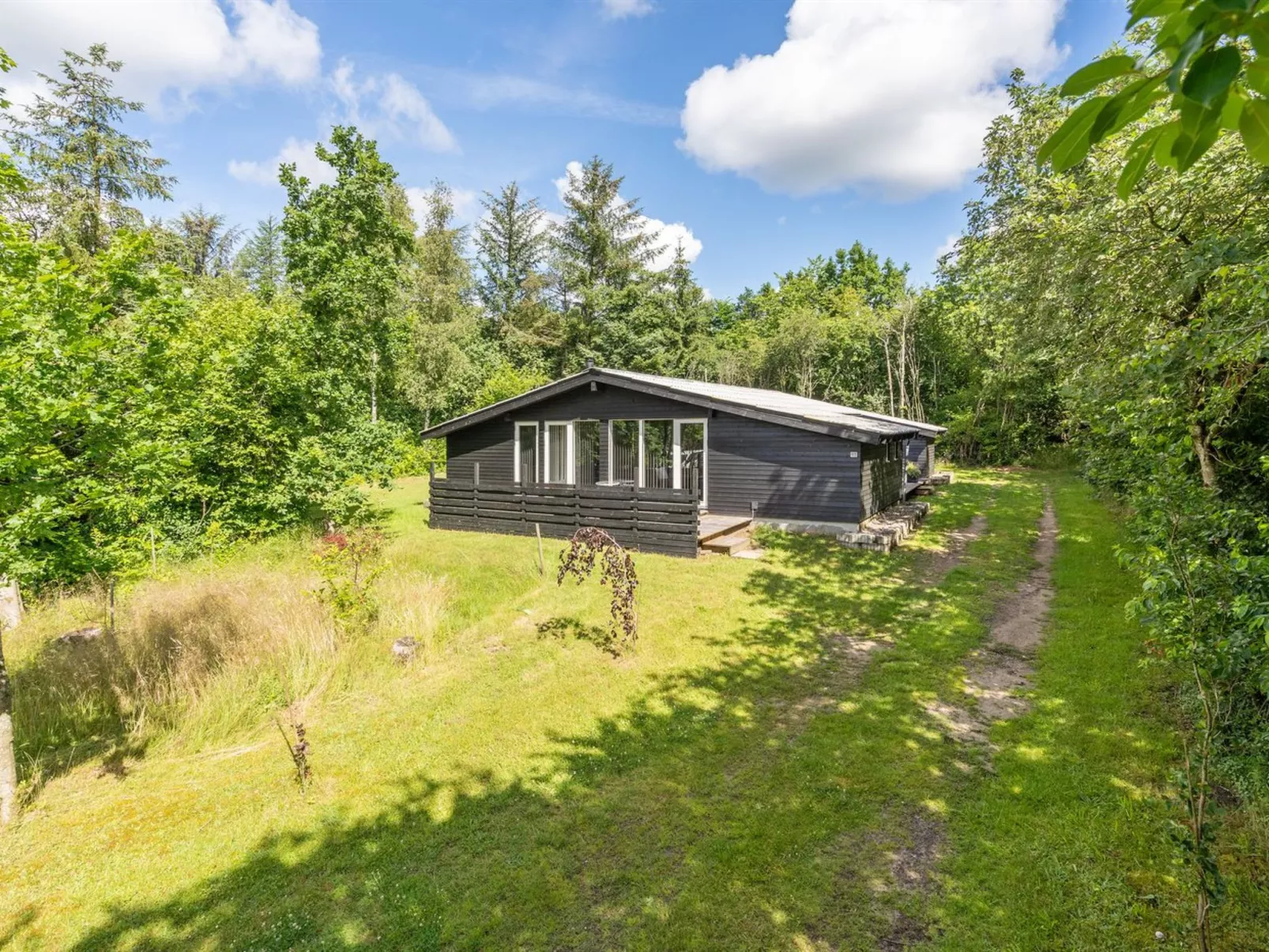 "Vitus" - 30km from the sea-Buiten