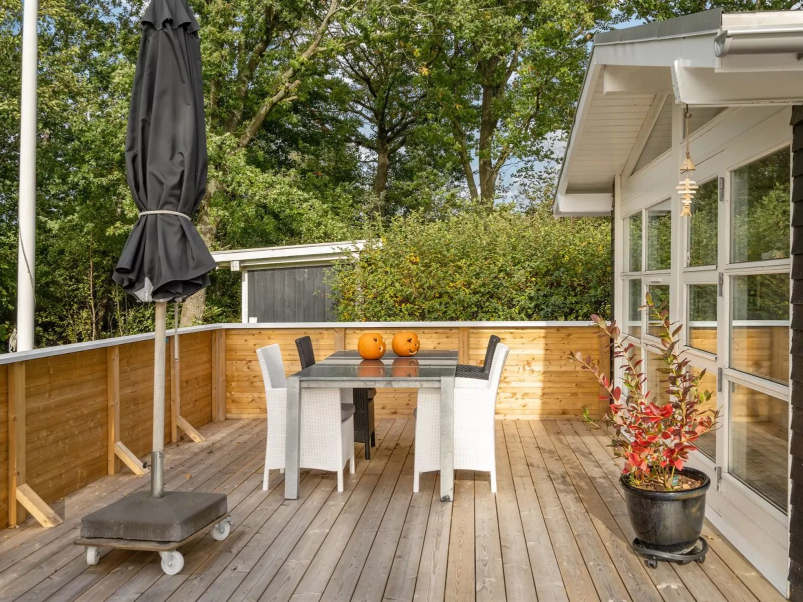 "Emmanuela" - 700m to the fjord-Buiten