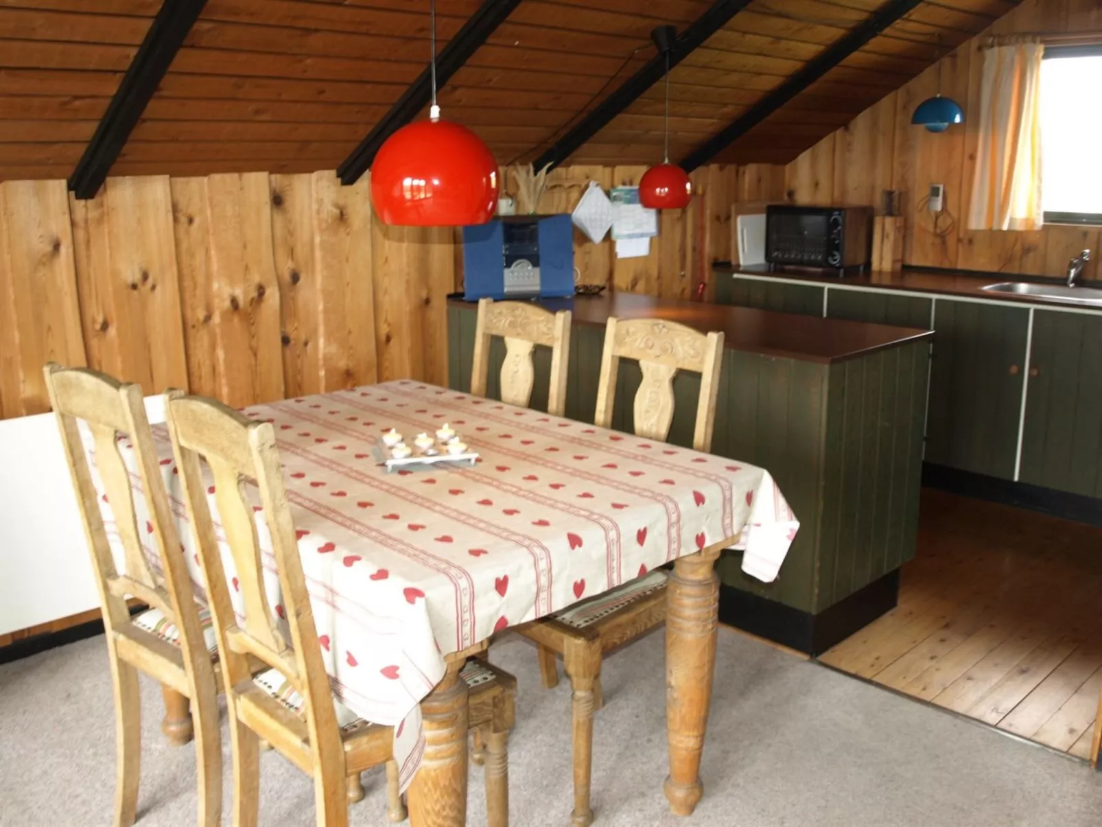 "Elsine" - 800m from the sea-Binnen