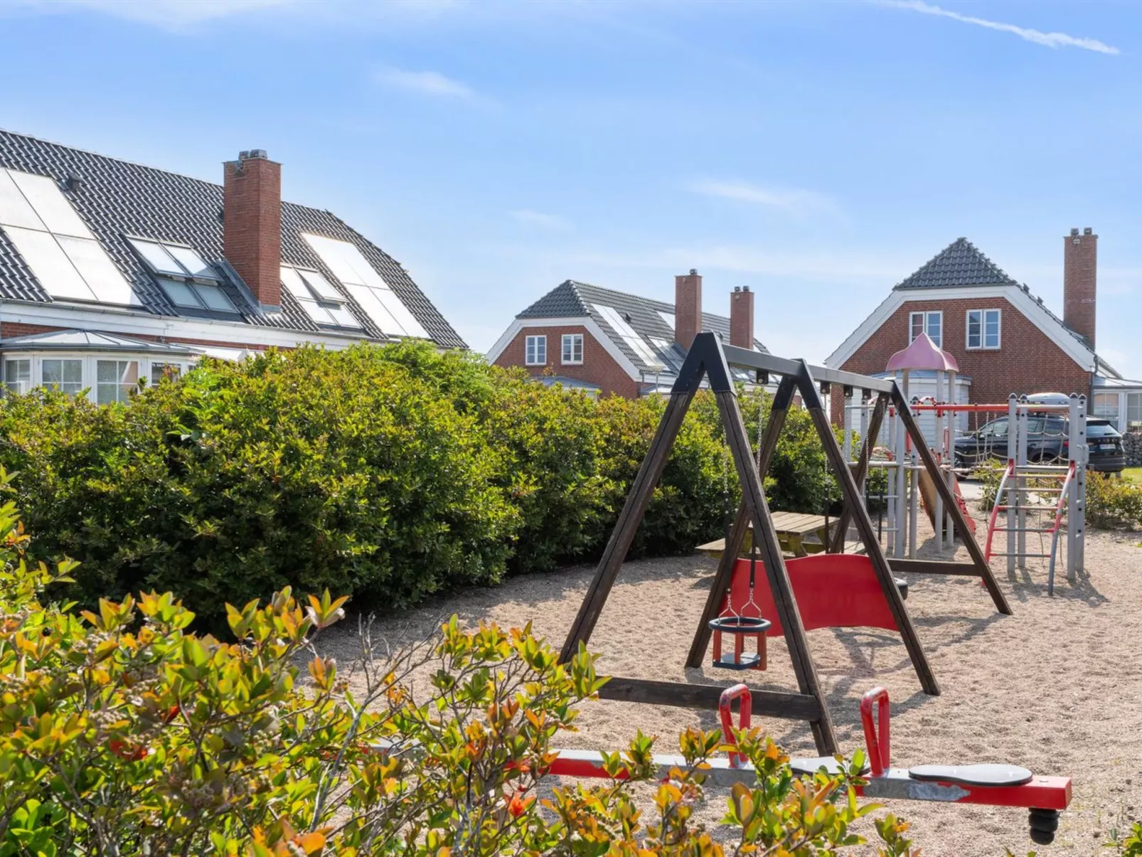 "Langsom" - 100m from the sea-Buiten