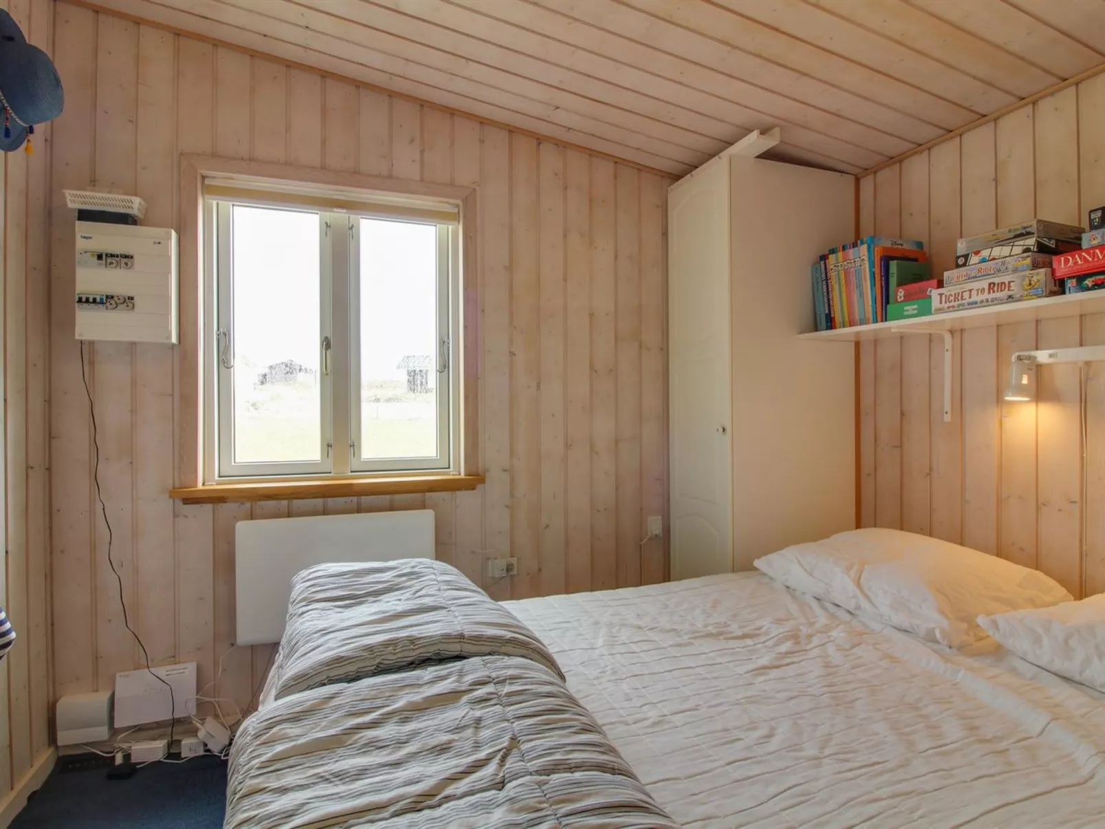 "Adi" - 75m from the sea-Binnen