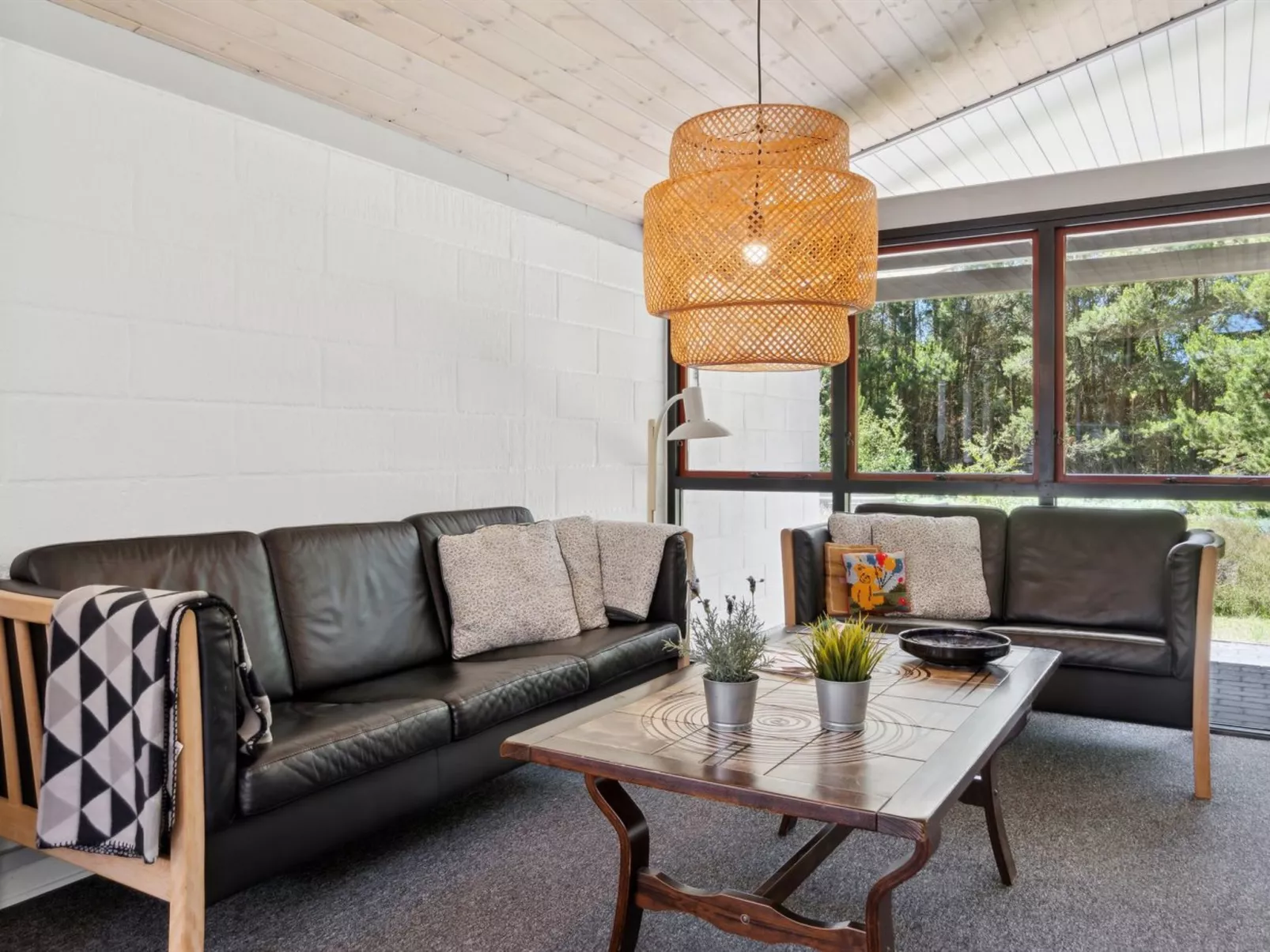 "Nila" - 750m from the sea-Binnen