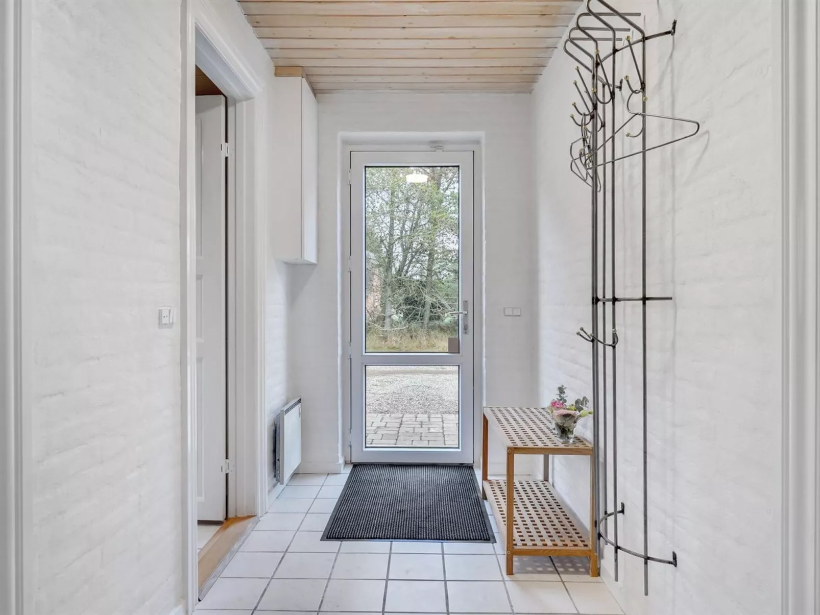 "Lumi" - 800m from the sea-Binnen