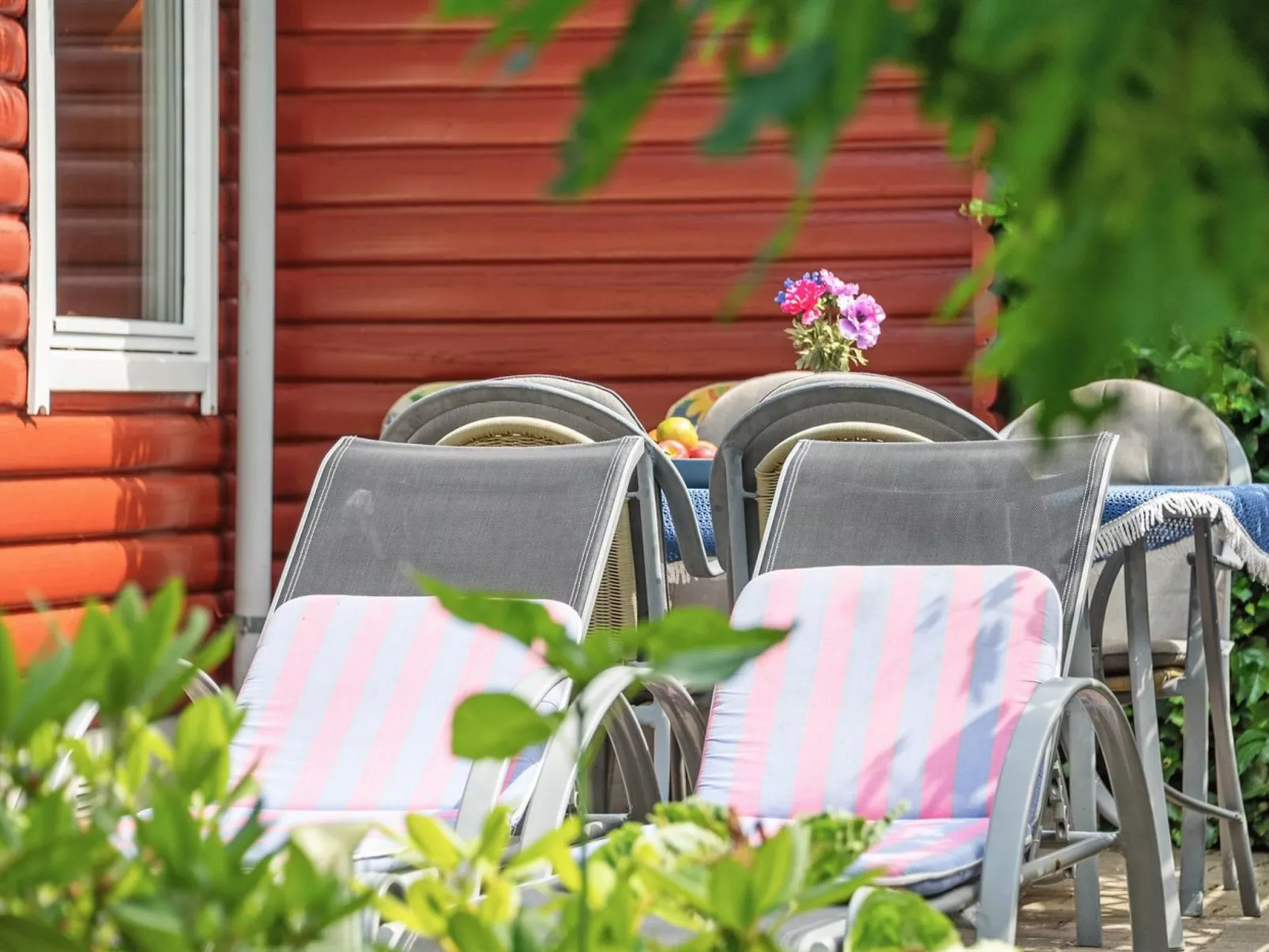 "Tess" - 50m from the sea-Buiten