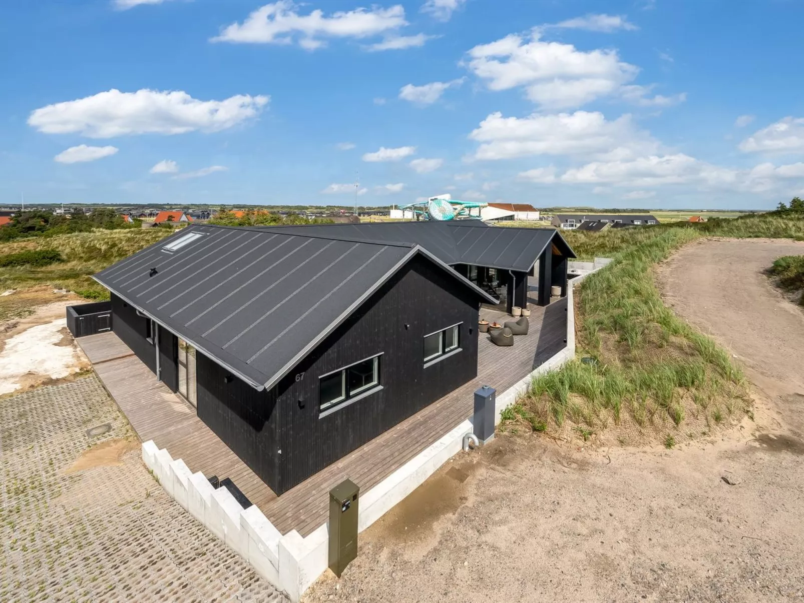 "Maximiliane" -  from the sea-Buiten