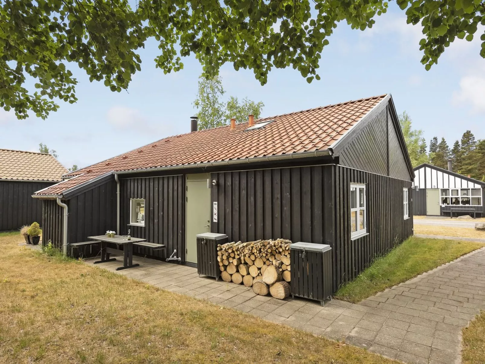 "Iolani" - 250m from the sea-Buiten