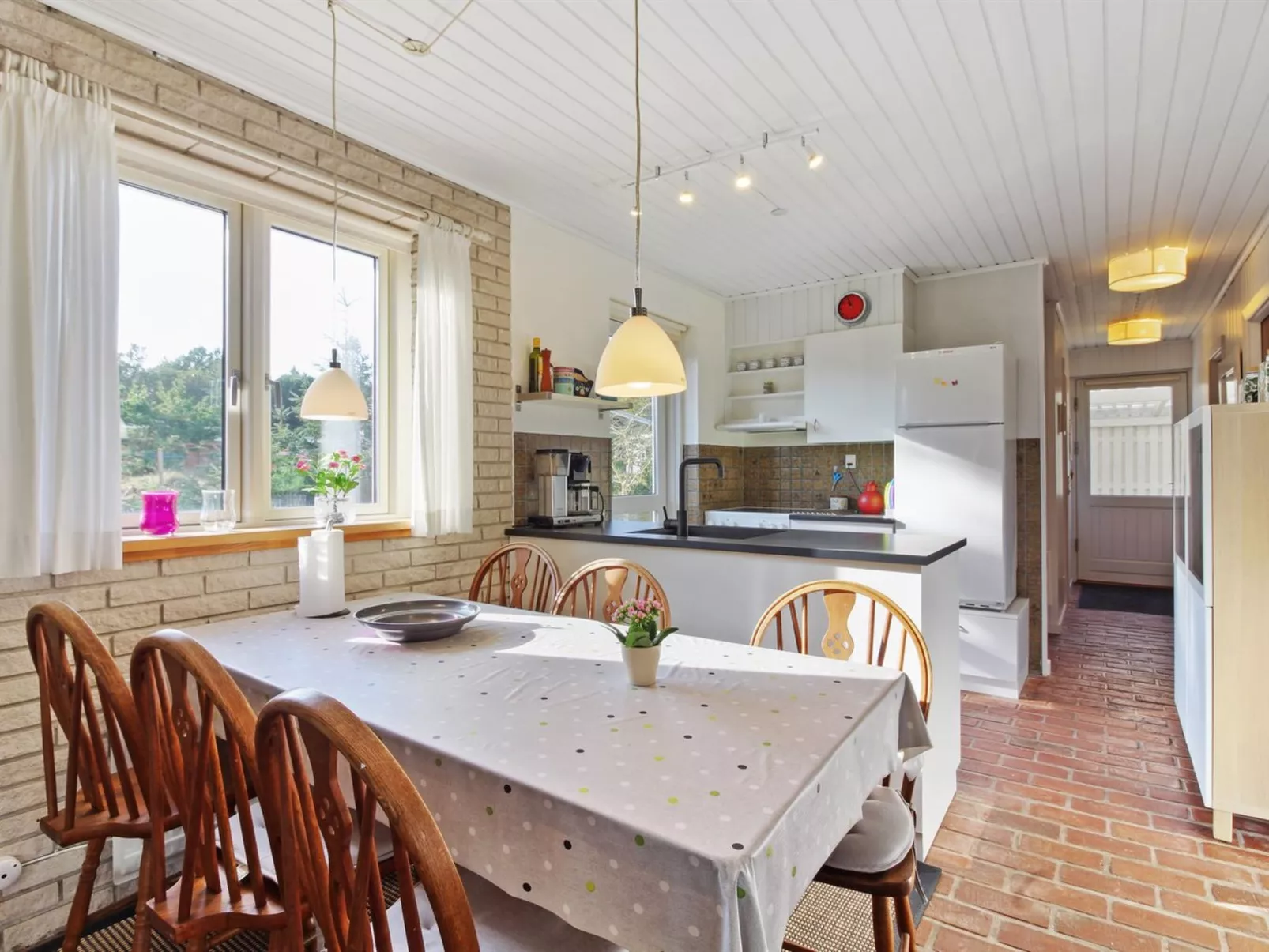 "Laurin" - 600m from the sea-Binnen