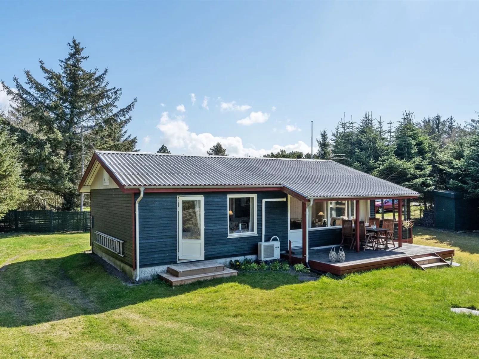 "Josefiina" - 450m to the fjord-Buiten