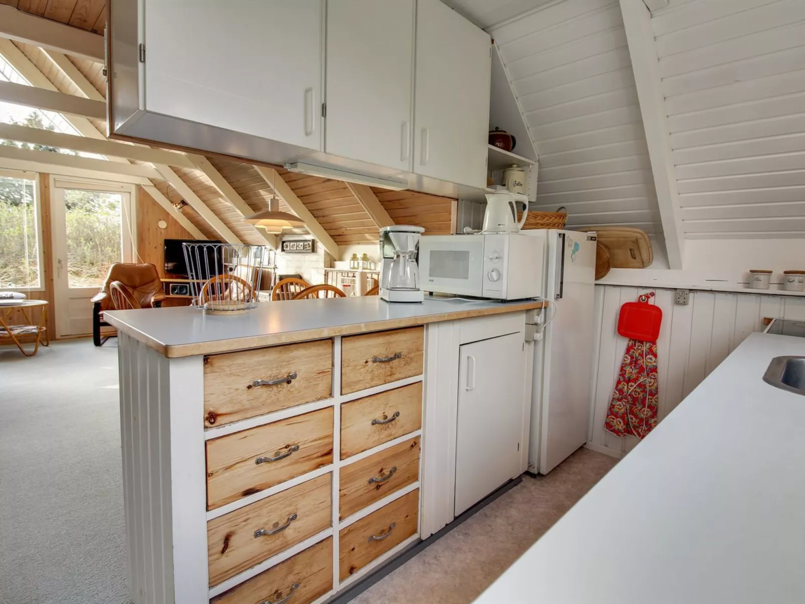 "Algonda" - 500m from the sea-Binnen