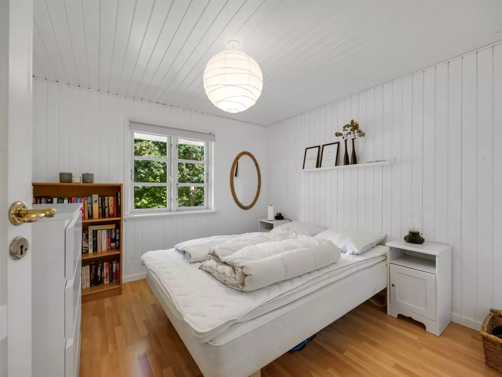 "Sunaj" -  from the sea-Binnen